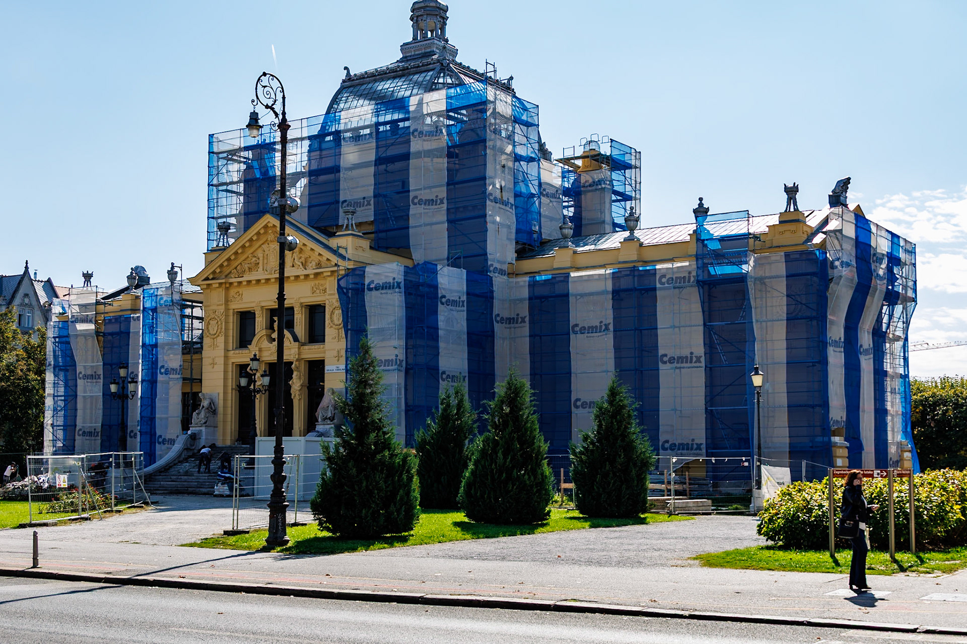 _2024-09-25__Canon__Canon EOS R3__ RF24-240mm F4-6.3 IS USM__f/7.1__1/160 sec__Kuća Folnegović__City of Zagreb__Croatia__45°48'28.4508" N 15°58'40.2348" E