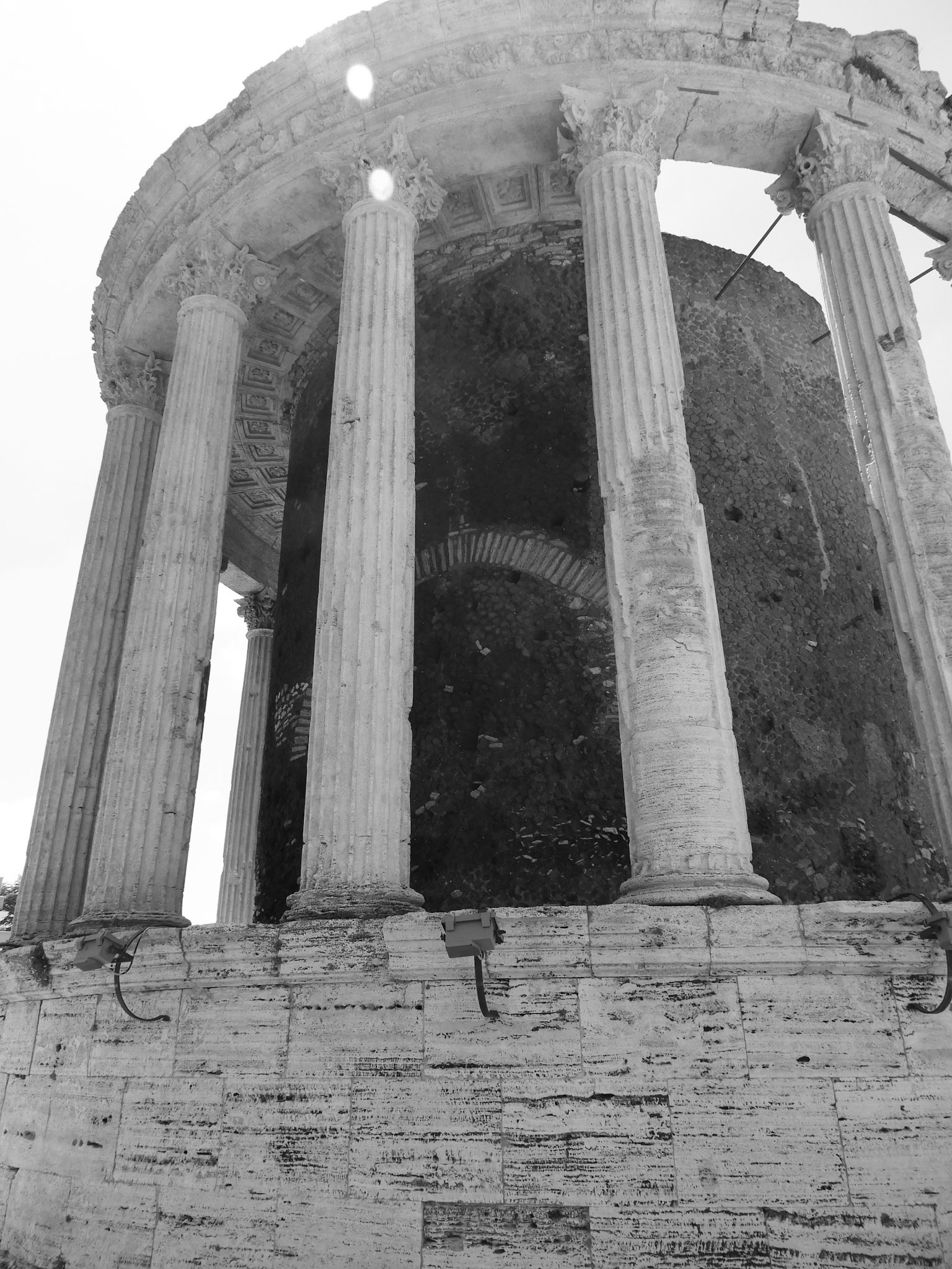 _2018-05-24__Coolpix B700__ __f/3.3__1/640 sec__Piazza della Cittadella__Tivoli__Italy__41°58'0.9948" N 12°48'2.5092" E_