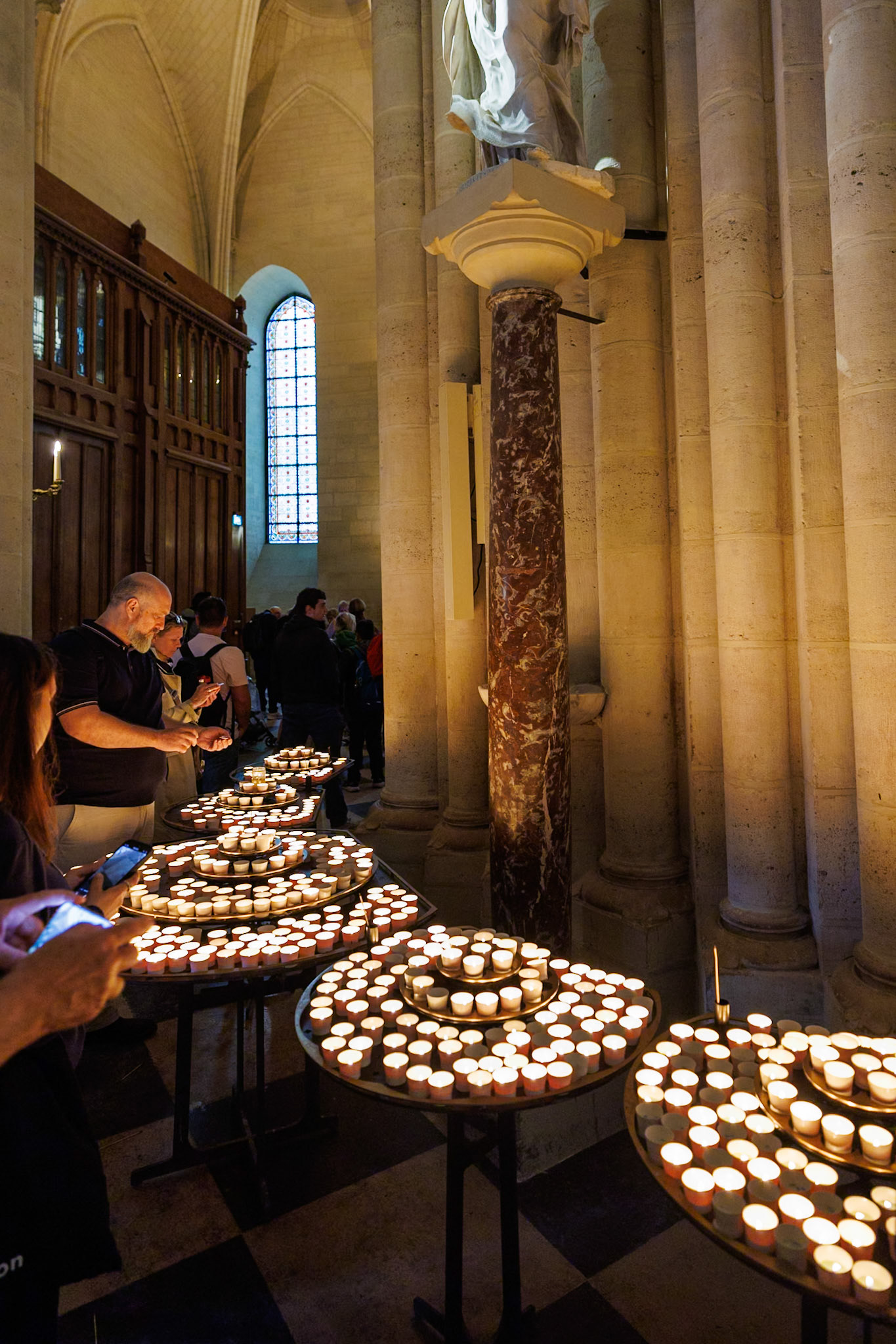 2025-06-04 19:01:21_RF15-35mm F2.8 L IS USM_f/3.2_1/80 sec_Boulevard Saint-Michel_Paris_France_48°51'12.042" N 2°20'54.3588" E