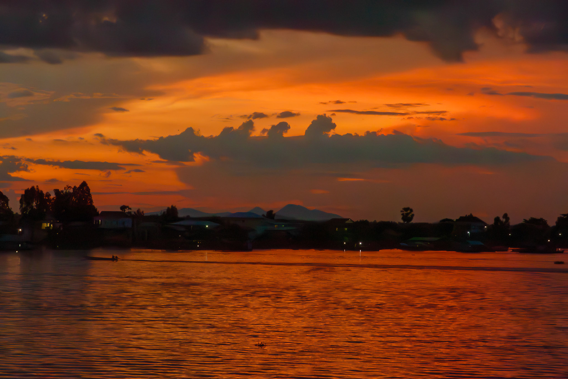 _2019-09-26__Panasonic__DMC-FZ1000__ __f/7.1__1/160 sec____Chol Kiri__Cambodia__12°4'3.27" N 104°46'38.9604" E