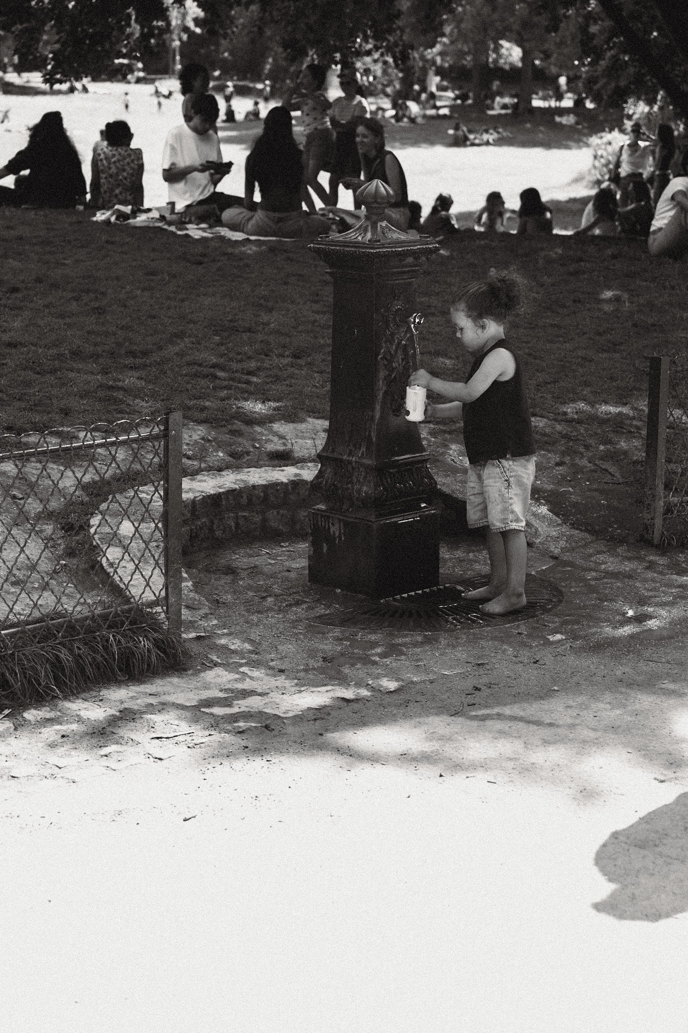 2025-06-22 15:40:57_RF28-70mm F2.8 IS STM_f/5_1/250 sec_Avenue Ferdousi_Paris_France_48°52'45.9588" N 2°18'22.6188" E