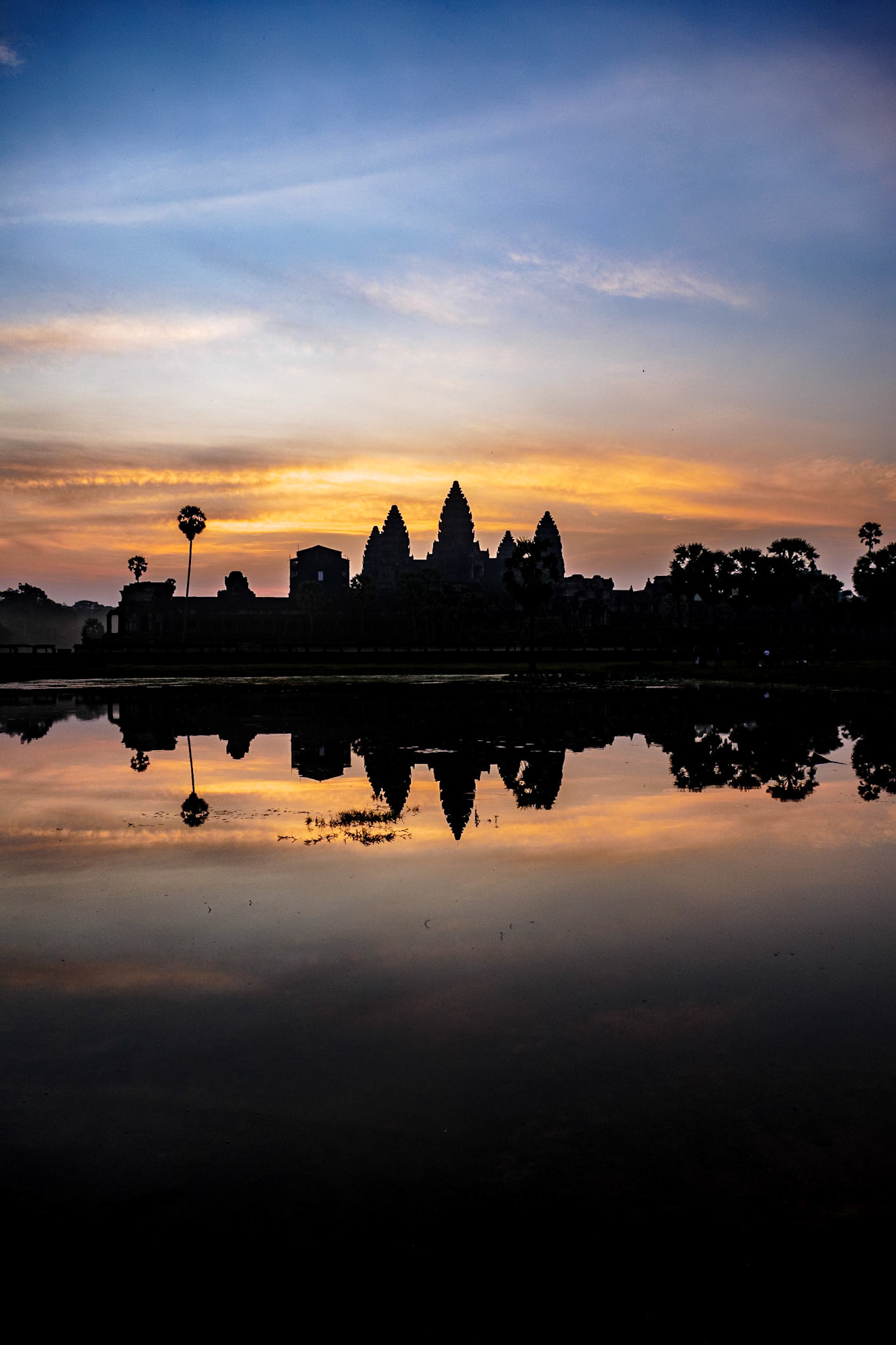 _2019-09-30__Panasonic__DMC-FZ1000__ __f/2.8__1/160 sec__Ankor Wat__Siem Reap__Cambodia__13°24'47.1456" N 103°51'50.5584" E
