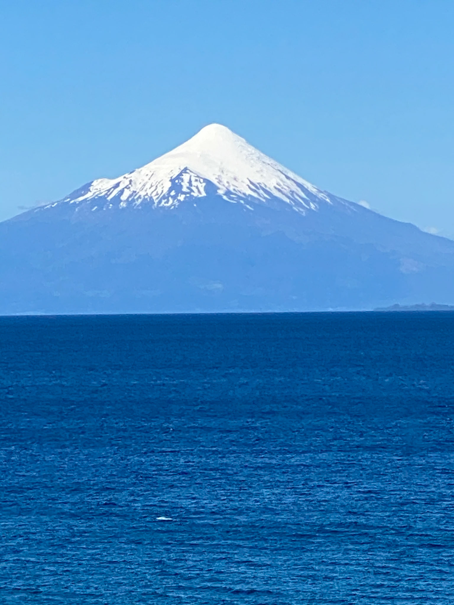 _2019-12-30__iPhone 11 Pro__ iPhone 11 Pro back triple camera 6mm f/2__f/2__1/3400 sec_________