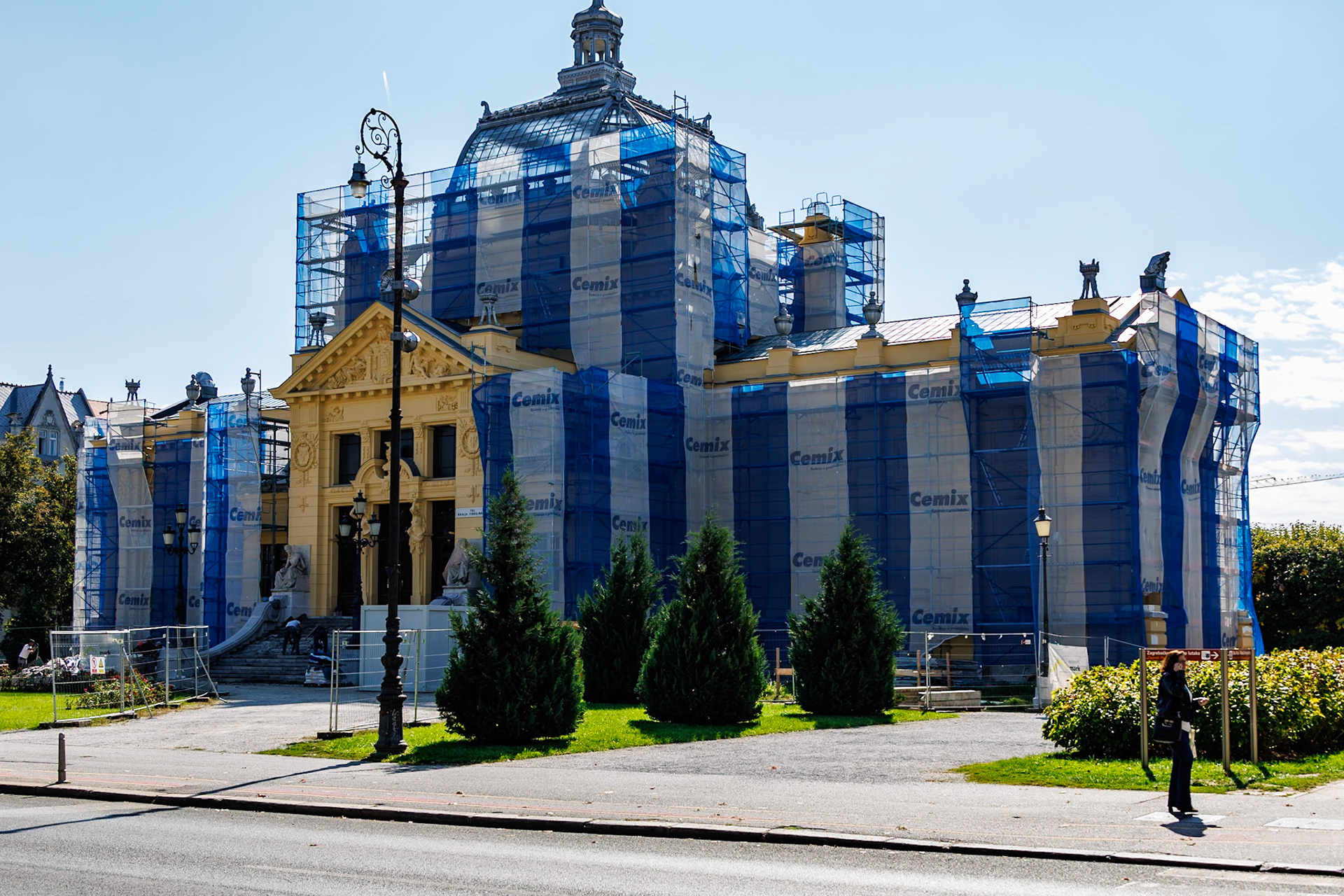 2024-09-25 10:37:58RF24-240mm F4-6.3 IS USMf/7.11/160 sec45°48'28.4508" N 15°58'40.2348" E