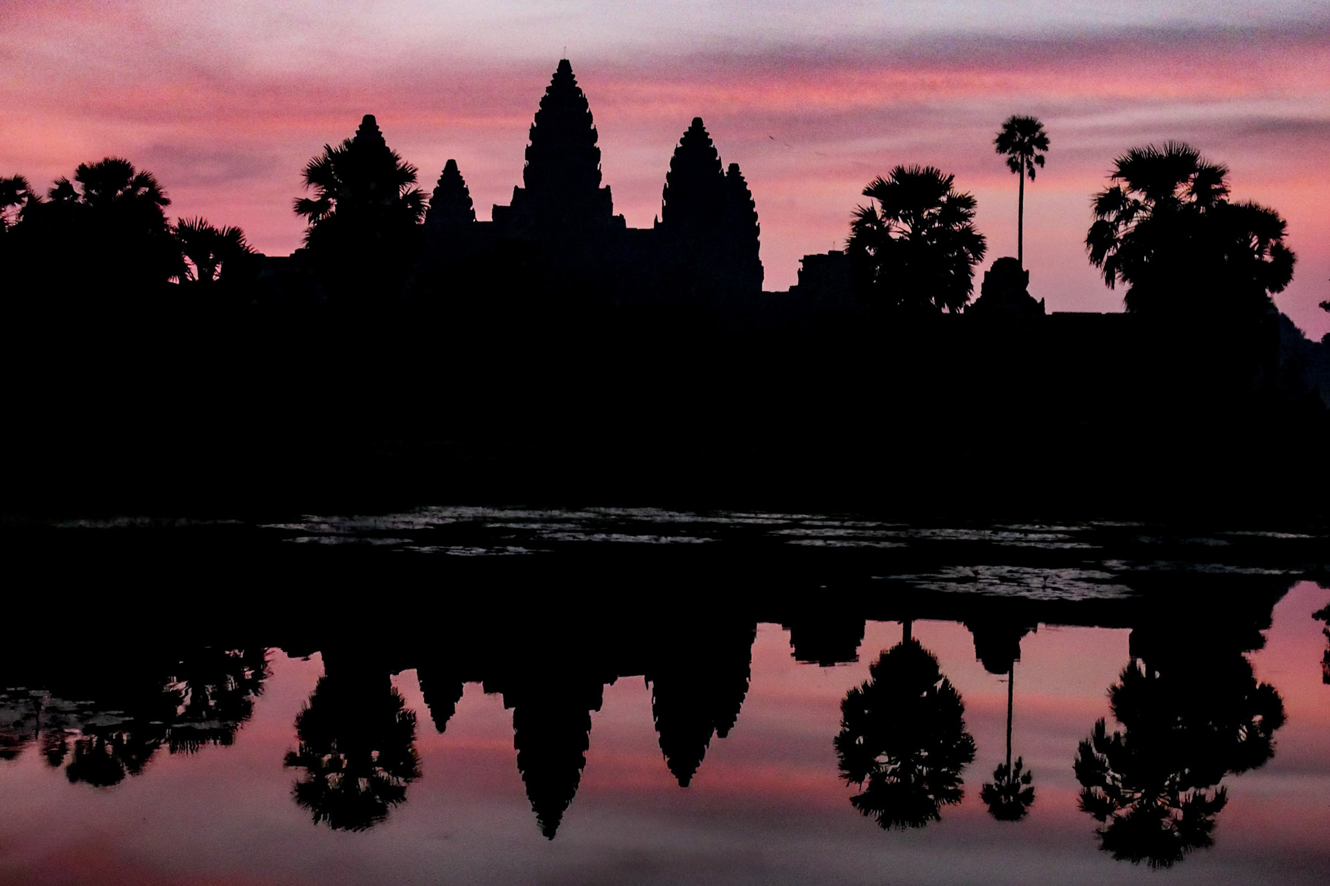 _2019-09-30__DMC-FZ1000__ __f/3.4__1/20 sec__Ankor Wat__Siem Reap__Cambodia___