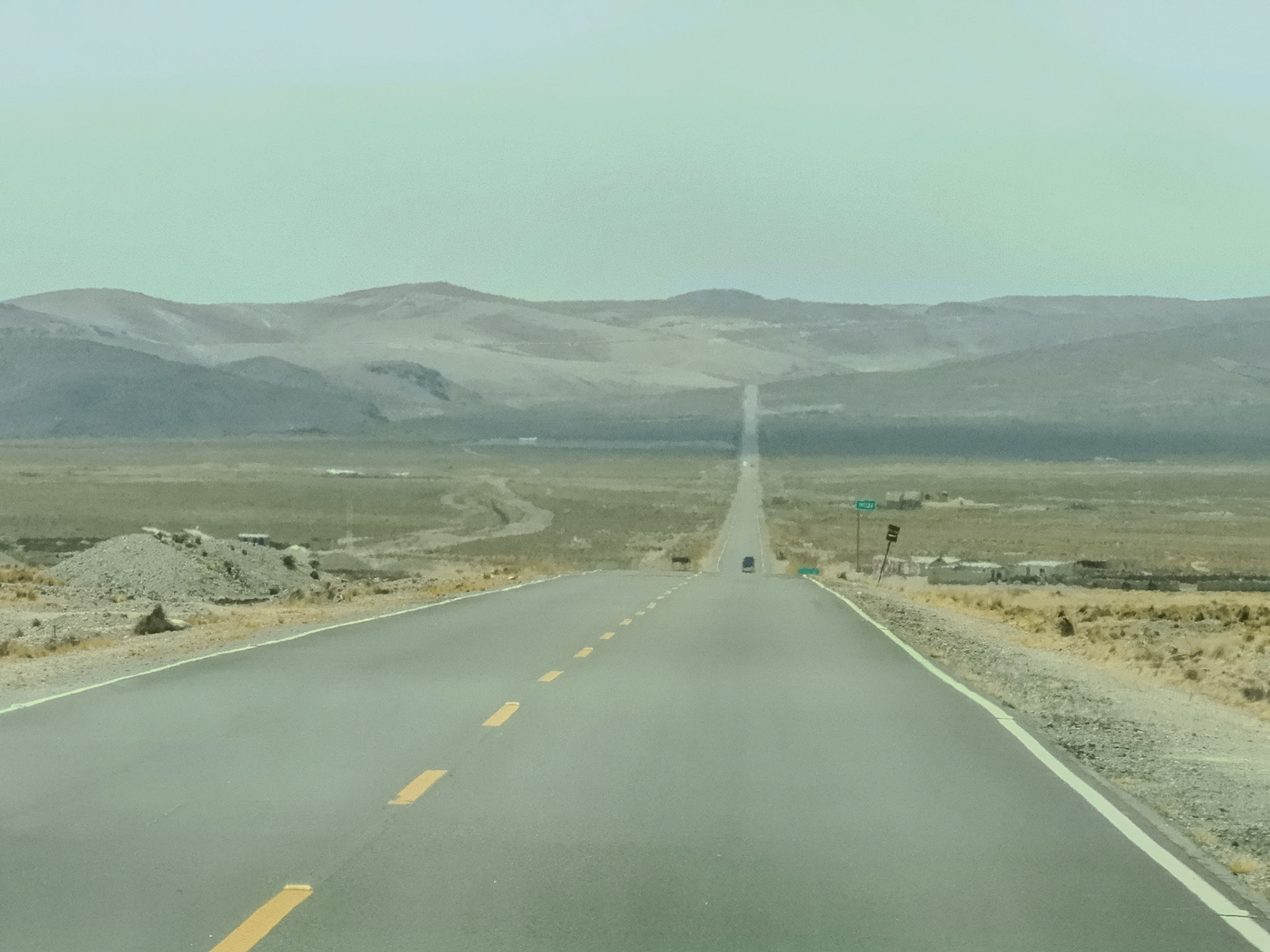 _2018-10-27__Coolpix B700__ __f/7.6__1/2500 sec__Carretera al Colca__Yanque__Peru__15°50'21.606" S 71°27'48.1608" W_