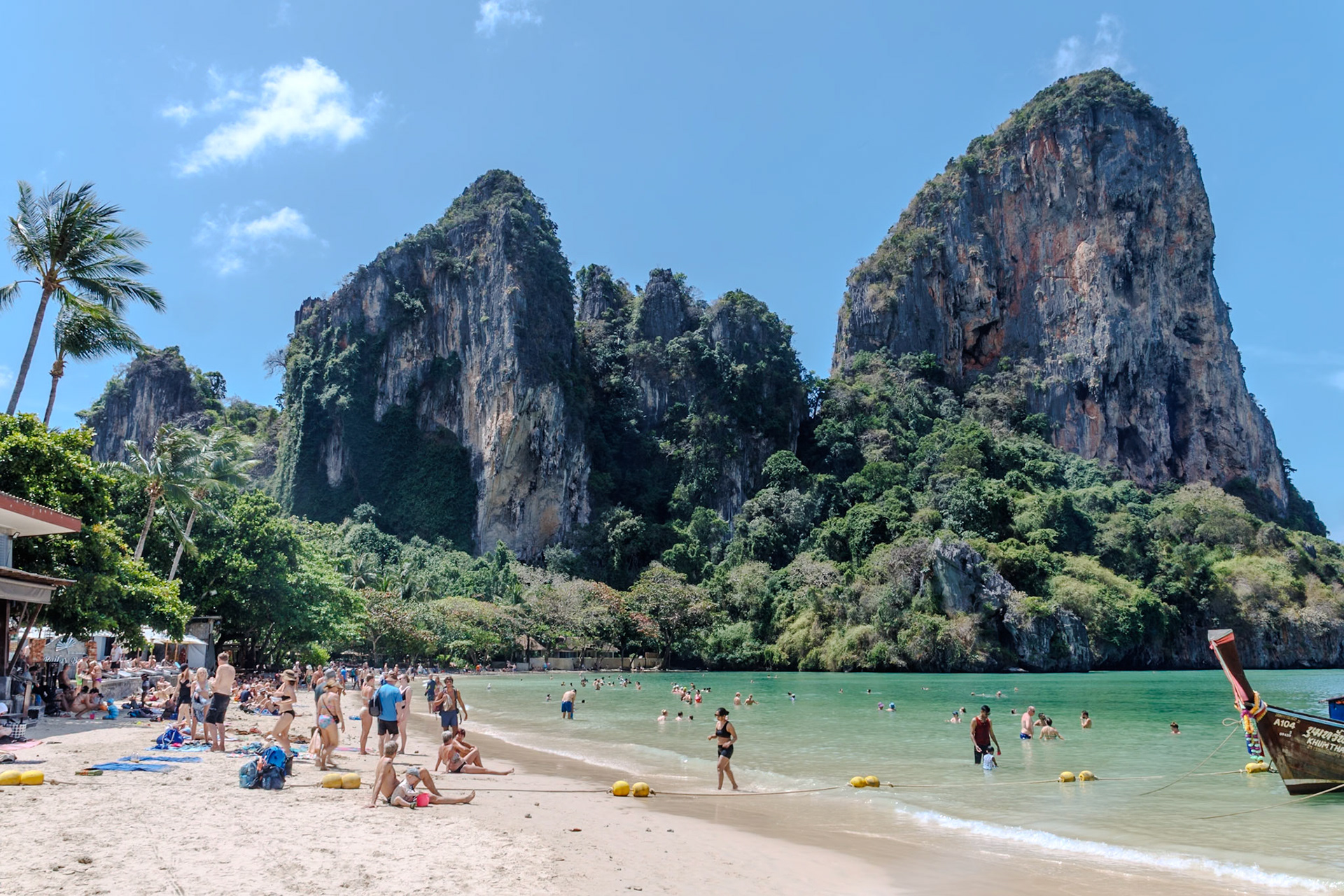 _2025-02-28__Canon__Canon EOS R3__ RF28-70mm F2.8 IS STM__f/22__1/30 sec__Railay Promenade__Ban Ao Nang__Thailand__8°0'38.7972" N 98°50'17.1852" E