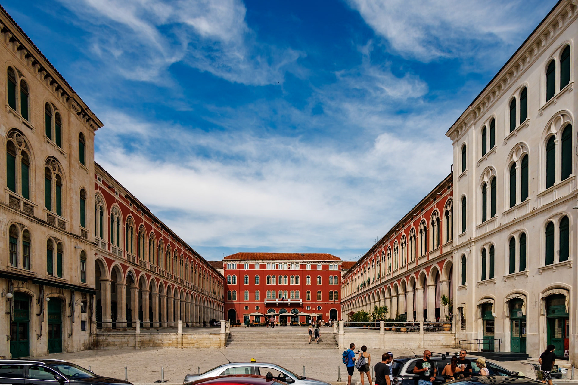 2024-09-22 13:42:08RF24-240mm F4-6.3 IS USMf/81/250 sec43°30'32.6052" N 16°26'9.4632" E