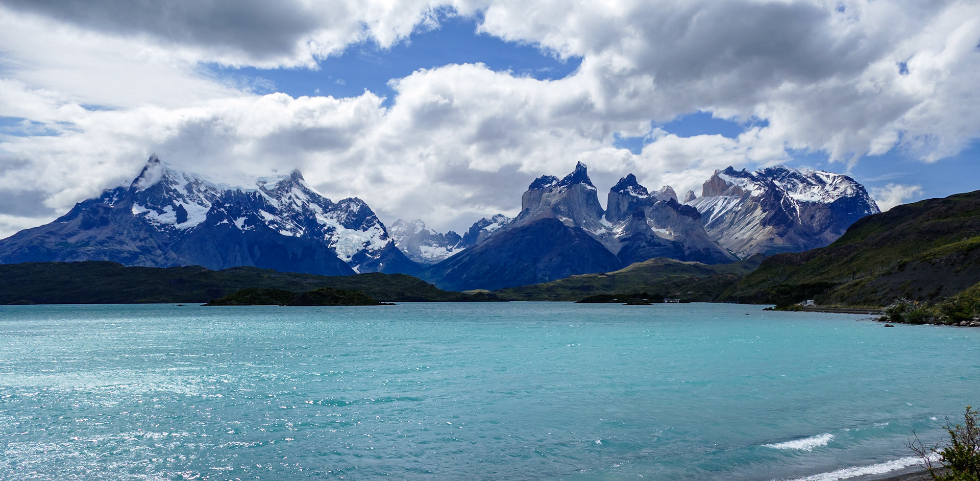 _2020-01-07__Panasonic__DMC-FZ1000__ __f/4.5__1/2000 sec__Camping Sodexo__Torres del Paine__Chile__51°6'22.2264" S 72°59'4.1892" W