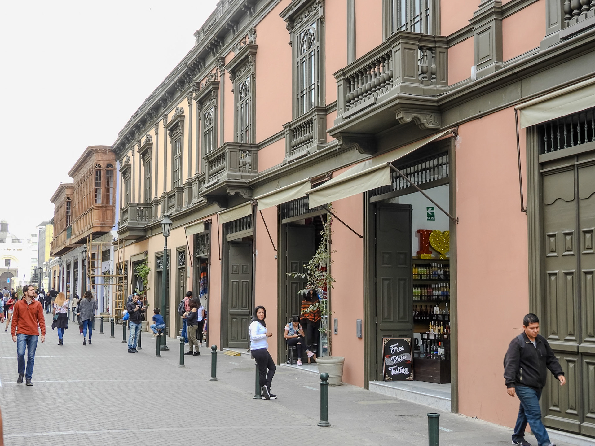 2018-10-13 19:32:16__f/4_1/80 sec_