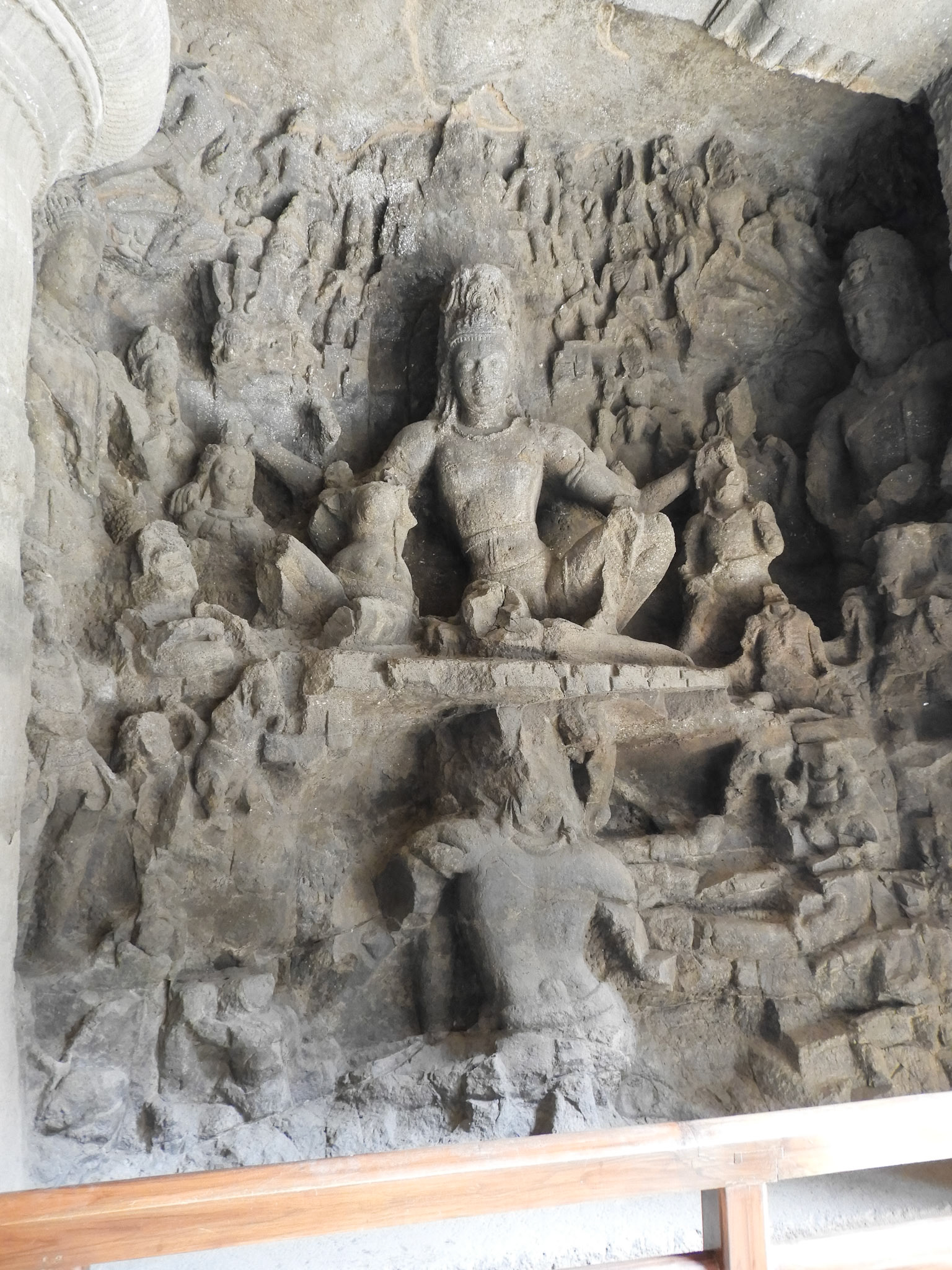 _2018-03-03__Coolpix B700__ __f/3.3__1/8 sec_________