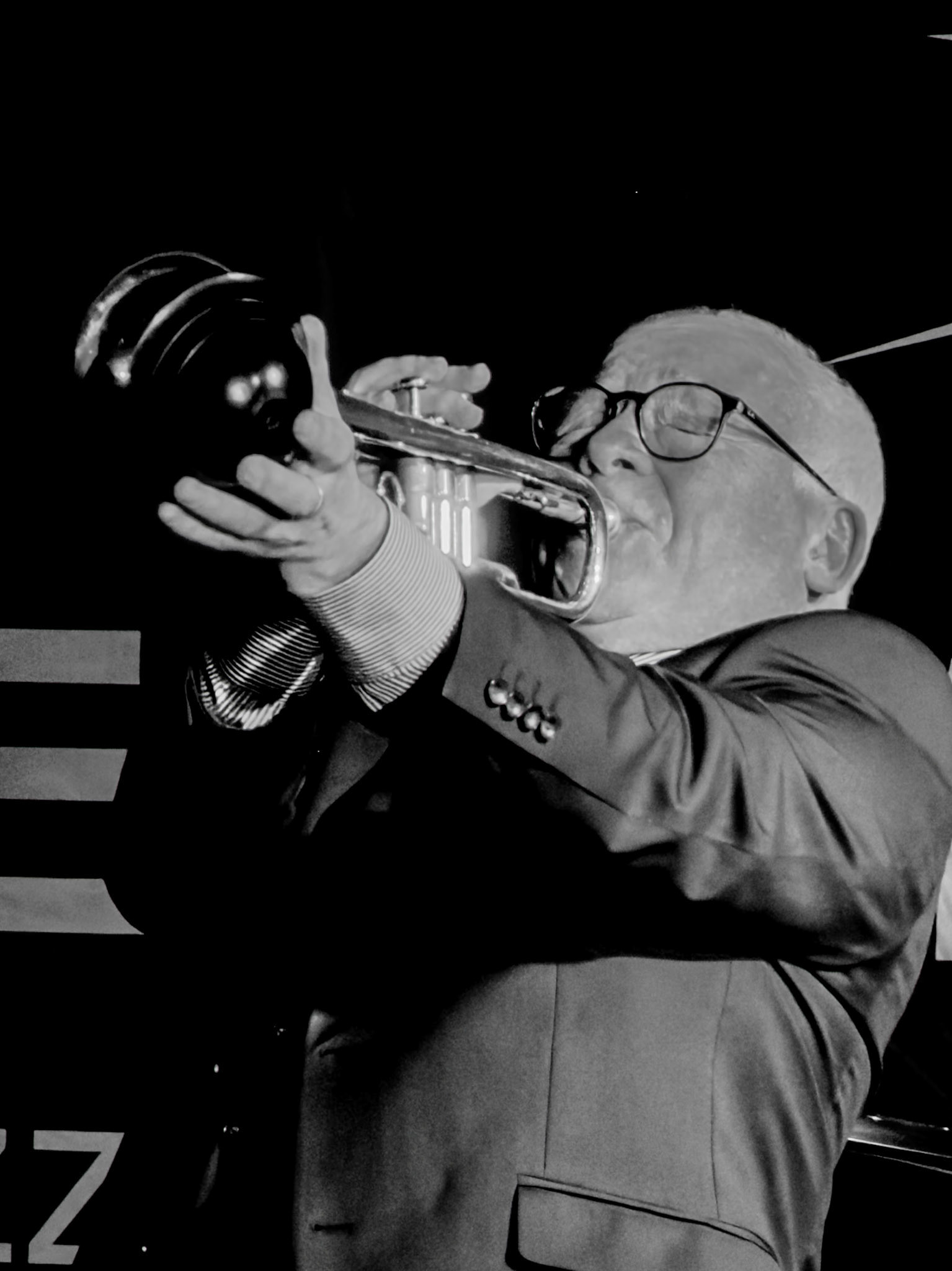 __2026-03-27______ iPhone 17 Pro back triple camera 16.891mm f/2.8__f/2.8__1/120 sec__The Hub High Street__Wraysbury__England__51°27'26.506" N 0°33'15.3253" W