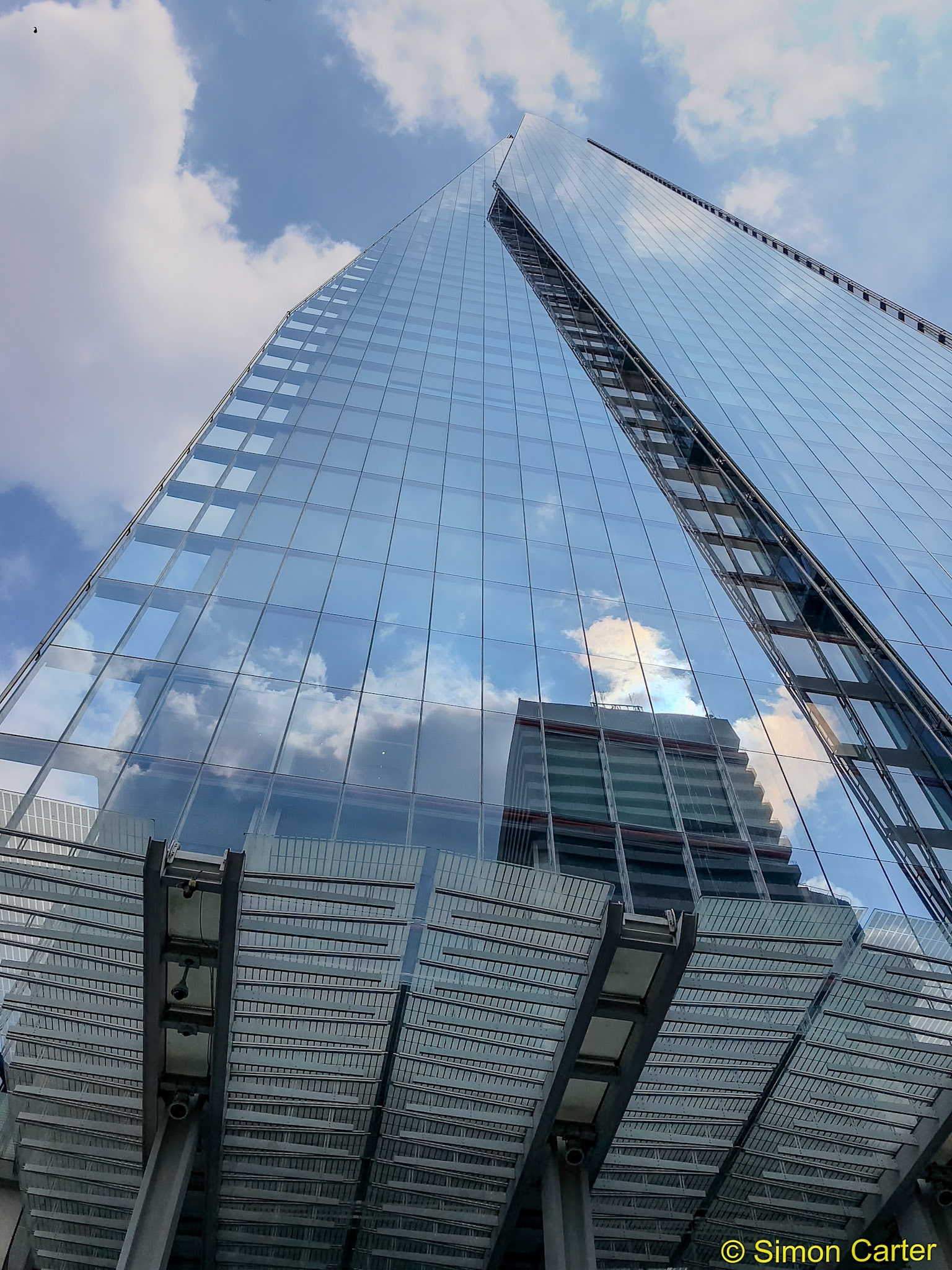 2018-07-21 13:11:06_iPhone X back camera 4mm f/1.8_f/1.8_1/16000 sec_The Shard, London Bridge_London_UK_51°30'15.8616" N 0°5'12.3" W