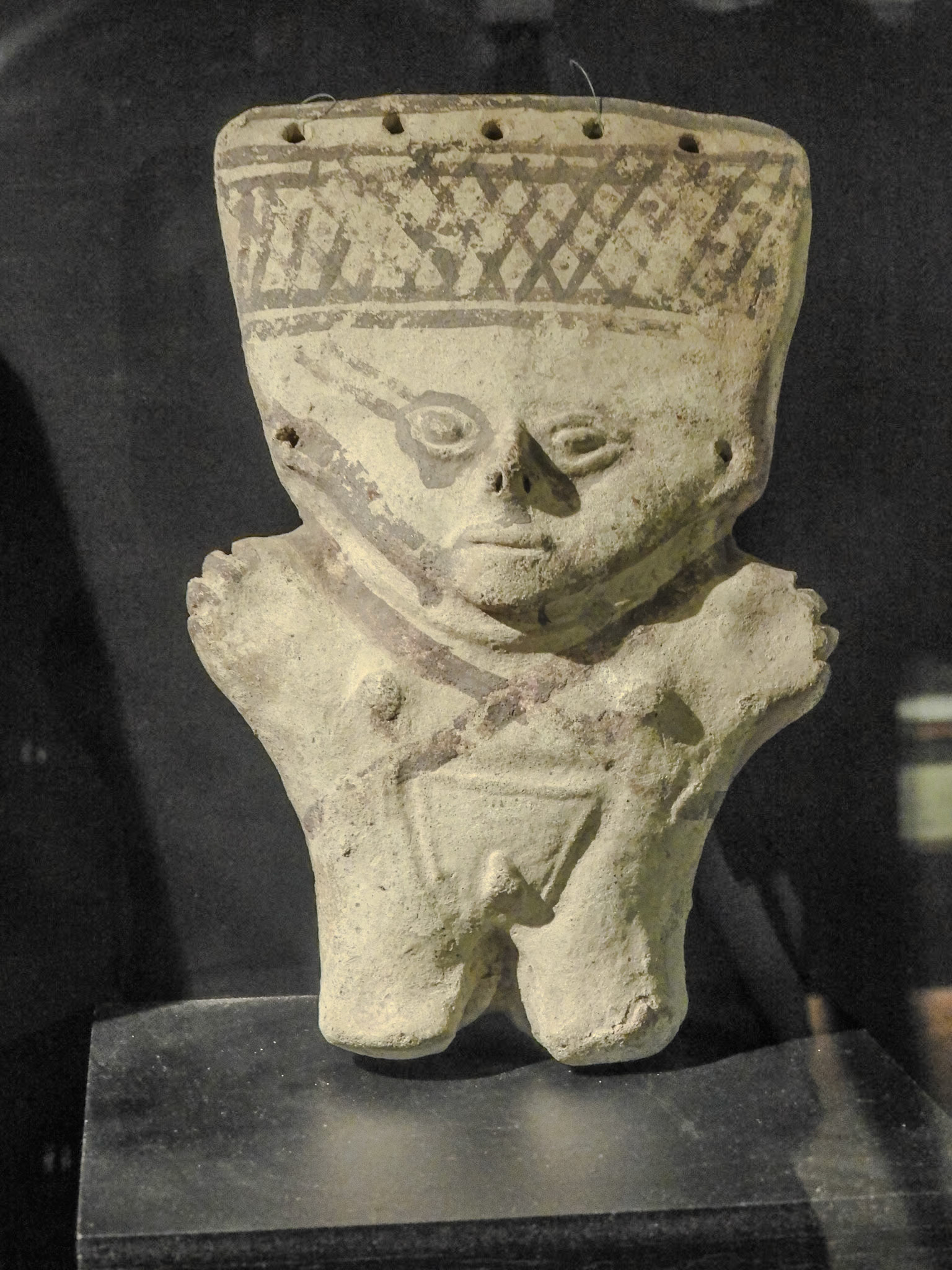 _2018-10-18__Coolpix B700__ __f/4.5__1/5 sec__Jirón Independencia__Trujillo__Peru__8°6'39.9492" S 79°1'28.6392" W_