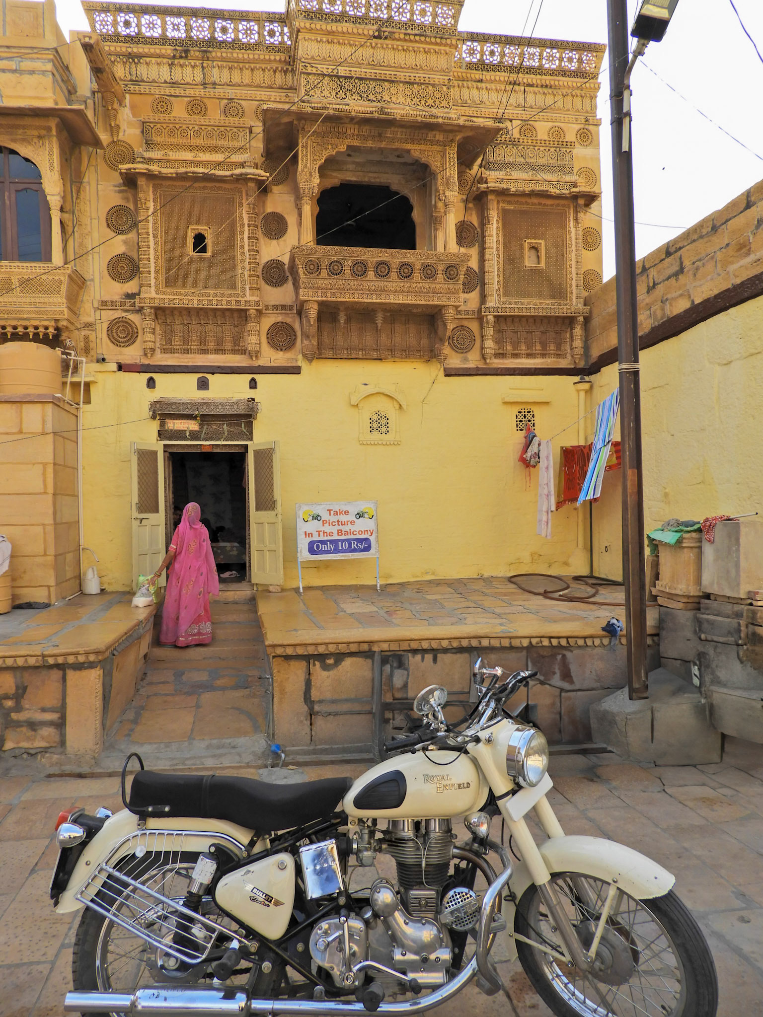 2018-02-26 16:31:21__f/3.3_1/500 sec____