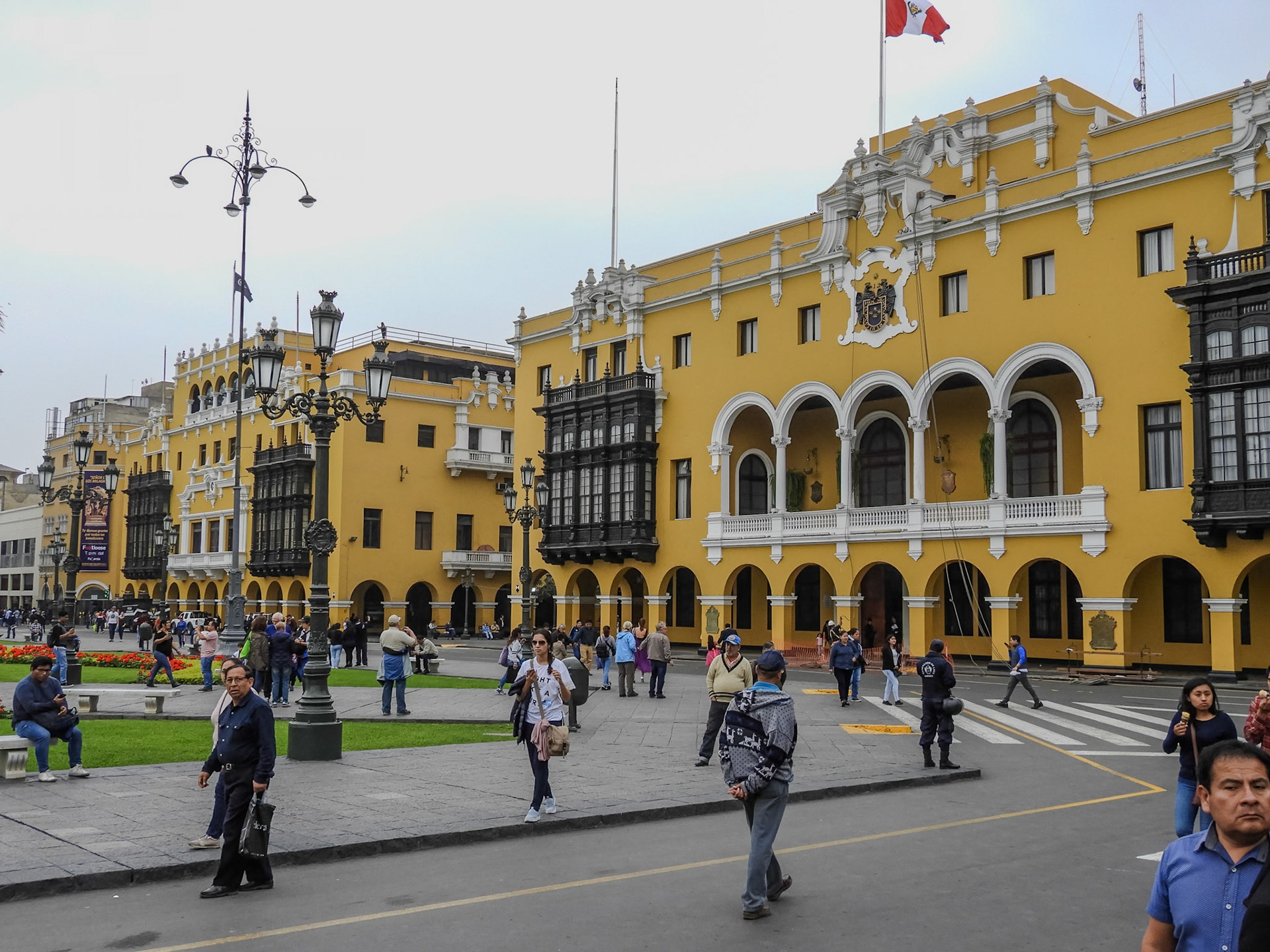 2018-10-13 19:15:24__f/3.8_1/800 sec_