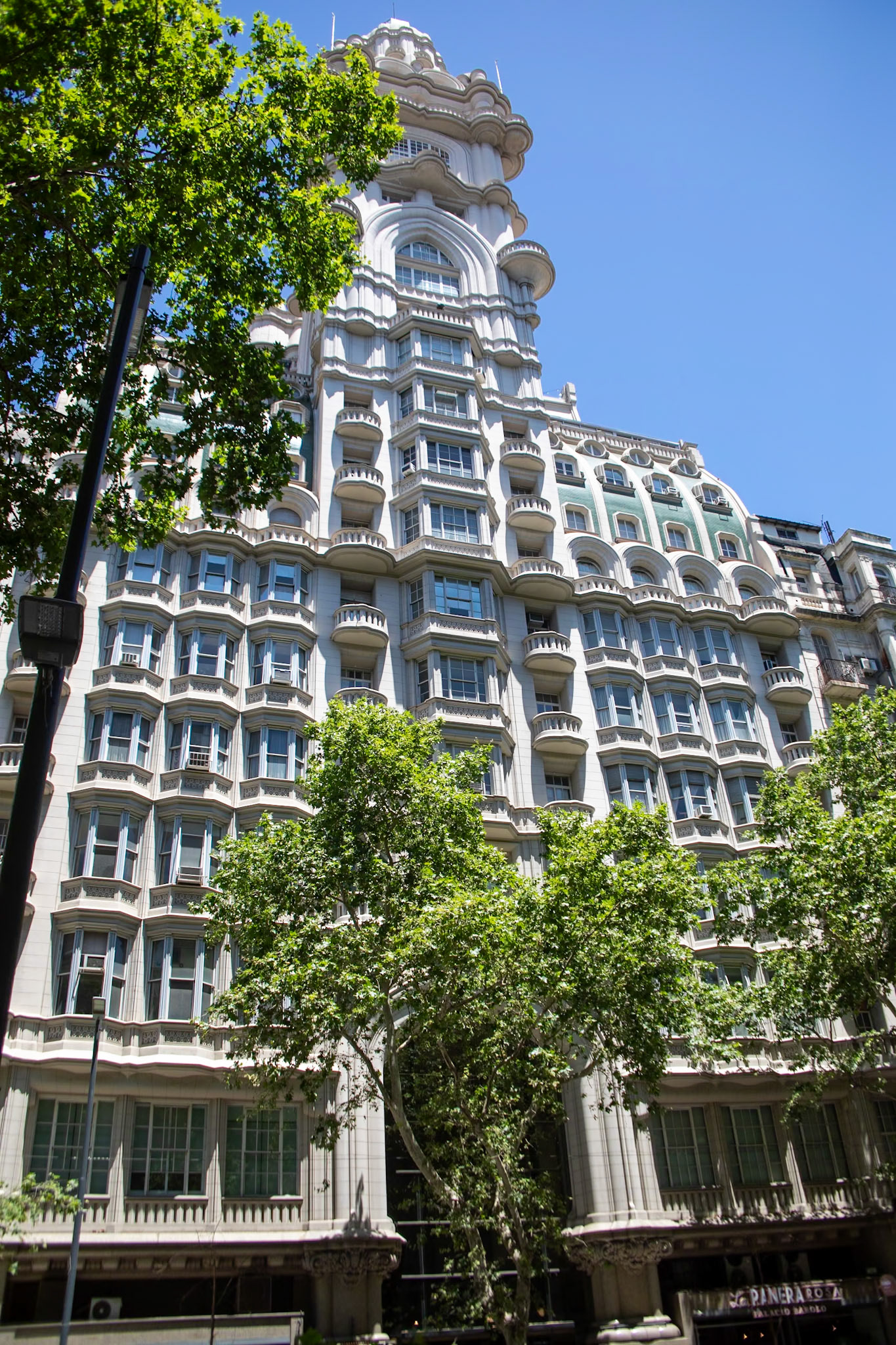 2023-11-25 17:16:11_TAMRON 28-300mm F/3.5-6.3 Di VC PZD A010_f/5_1/800 sec_Bartolomé Mitre_Buenos Aires_Argentina_34°36'34.6608" S 58°23'9.636" W