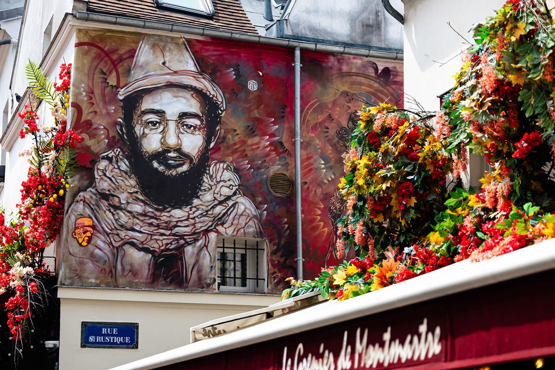 _2025-06-10__Canon__Canon EOS R3__ RF28-70mm F2.8 IS STM__f/2.8__1/1000 sec__Rue du Cardinal Guibert__Paris__France__48°53'15.432" N 2°20'29.976" E