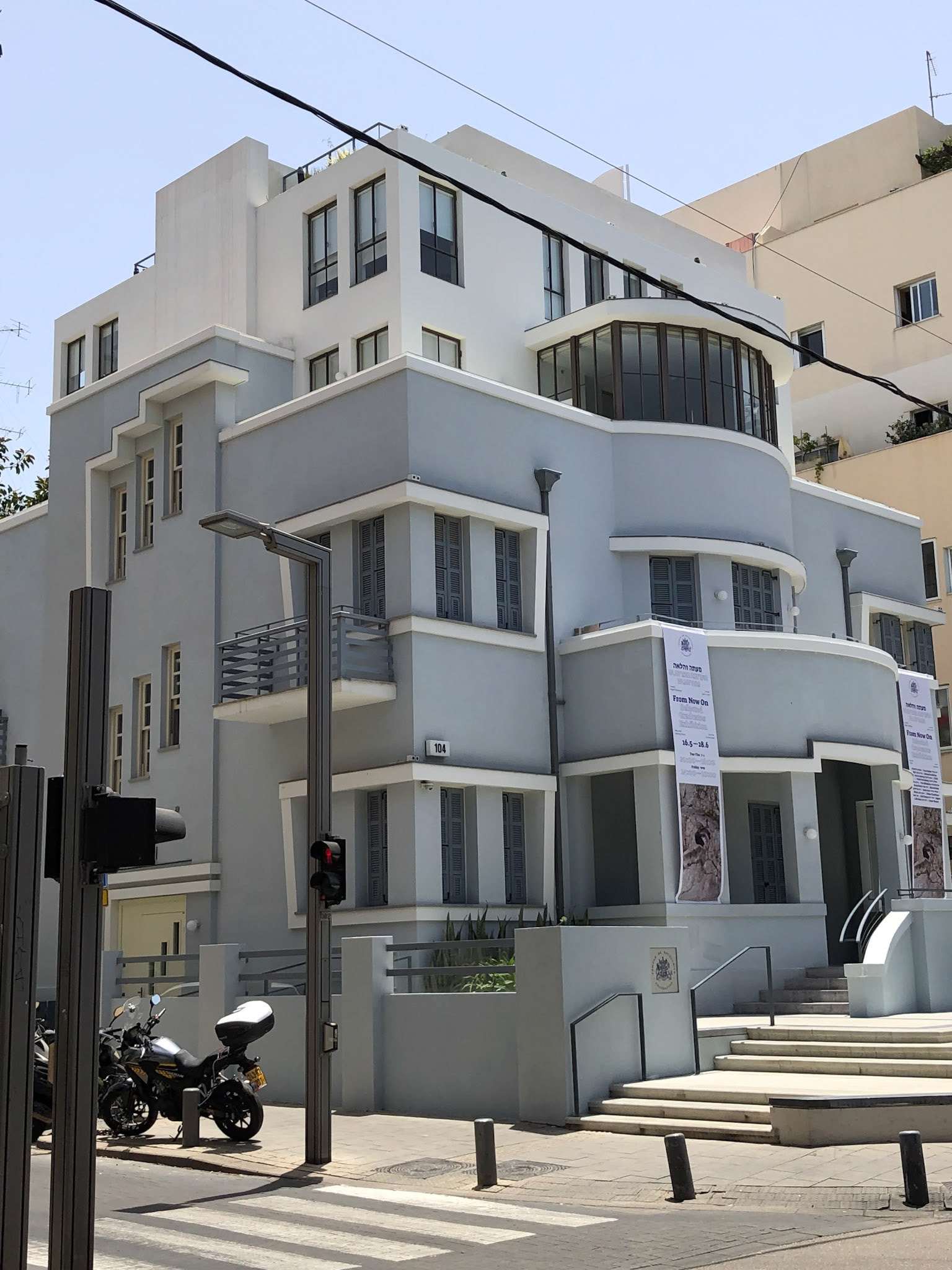 _2019-05-18__iPhone X__ iPhone X back dual camera 4mm f/1.8__f/1.8__1/1500 sec____Tel Aviv_____