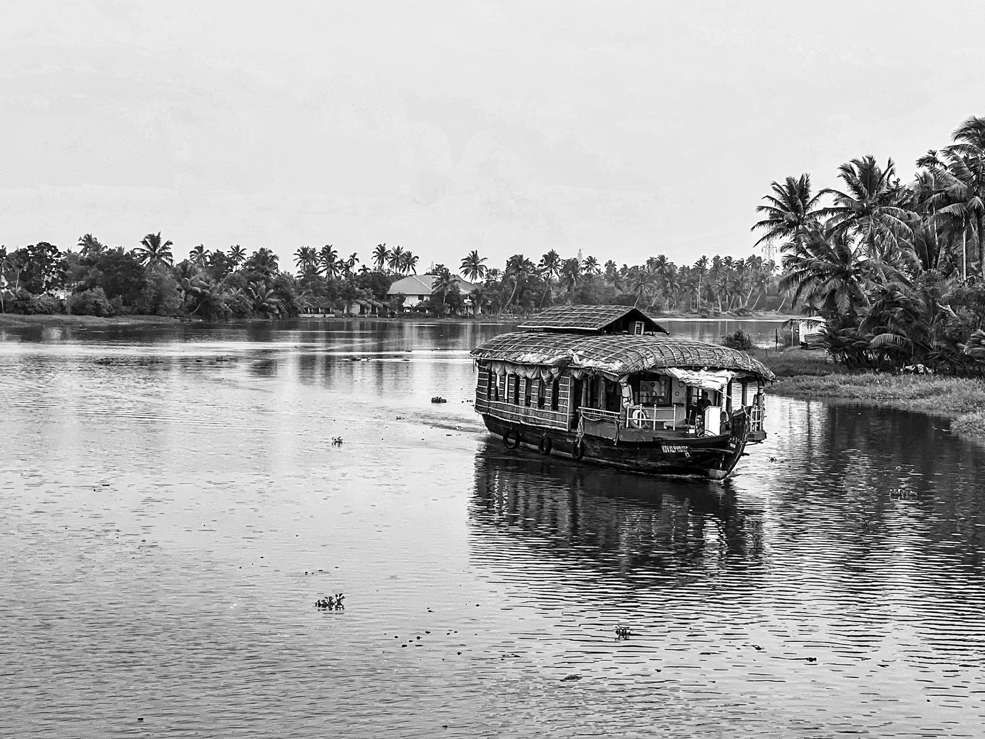 _2022-11-02__iPhone 11 Pro__ iPhone 11 Pro back triple camera 6mm f/2__f/2__1/530 sec____Alleppey &amp; Kerala Backwaters__India___