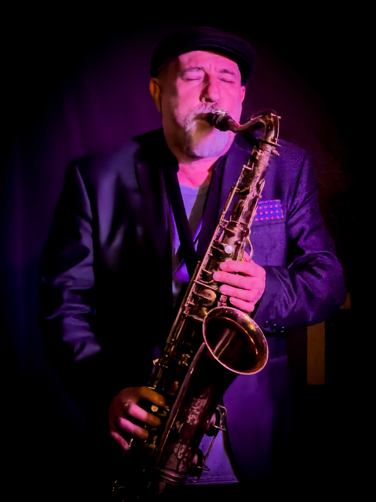 _2026-02-28__Apple__iPhone 17 Pro__ iPhone 17 Pro back camera 16.891mm f/2.8__f/2.8__1/430 sec__High Street__Wraysbury__England__51°27'26.0496" N 0°33'15.2496" W