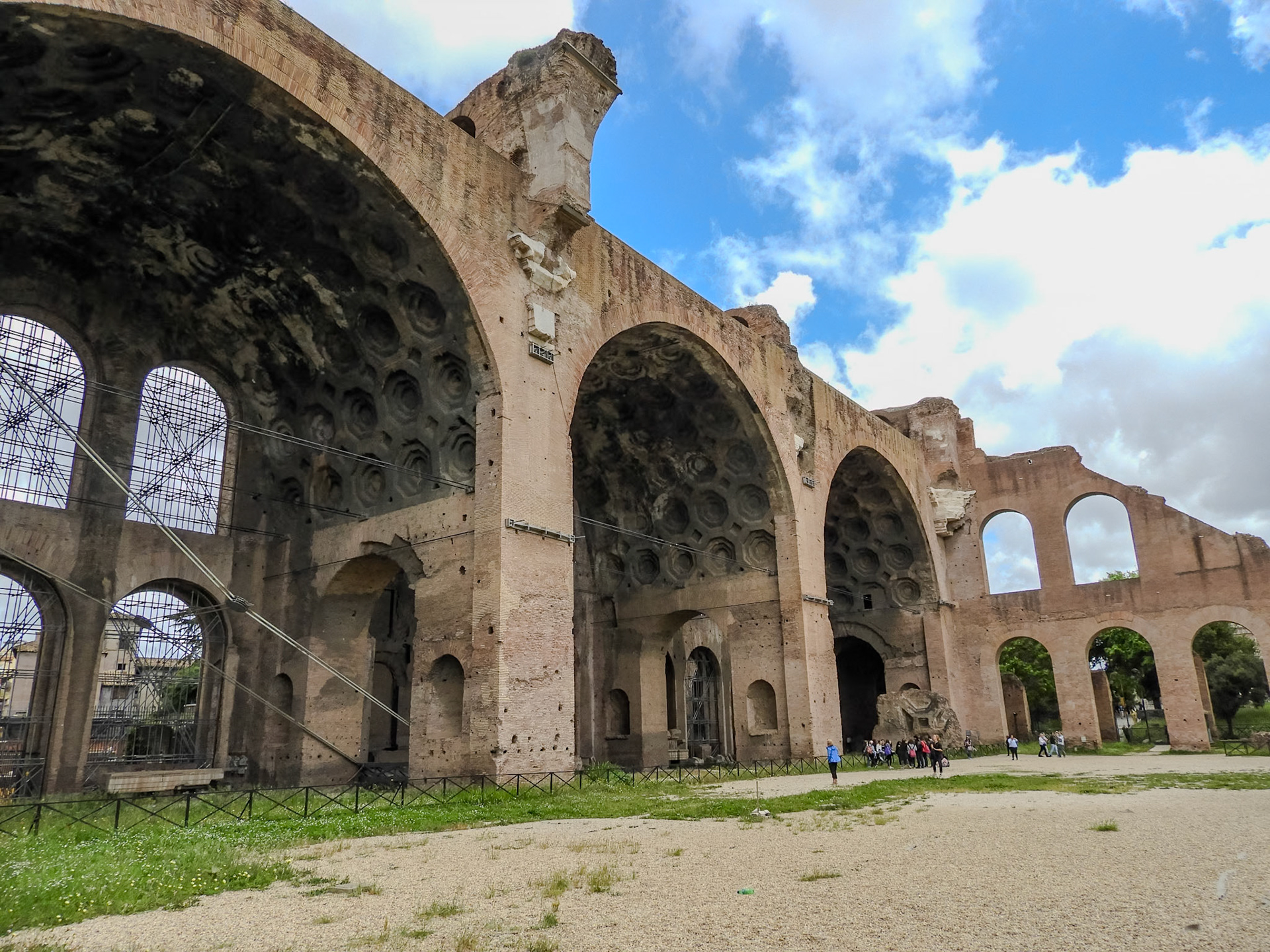 2018-05-14 13:29:04__f/3.3_1/1000 sec_Cordonata_Rome_Italy_41°53'30.732" N 12°29'15.8568" E