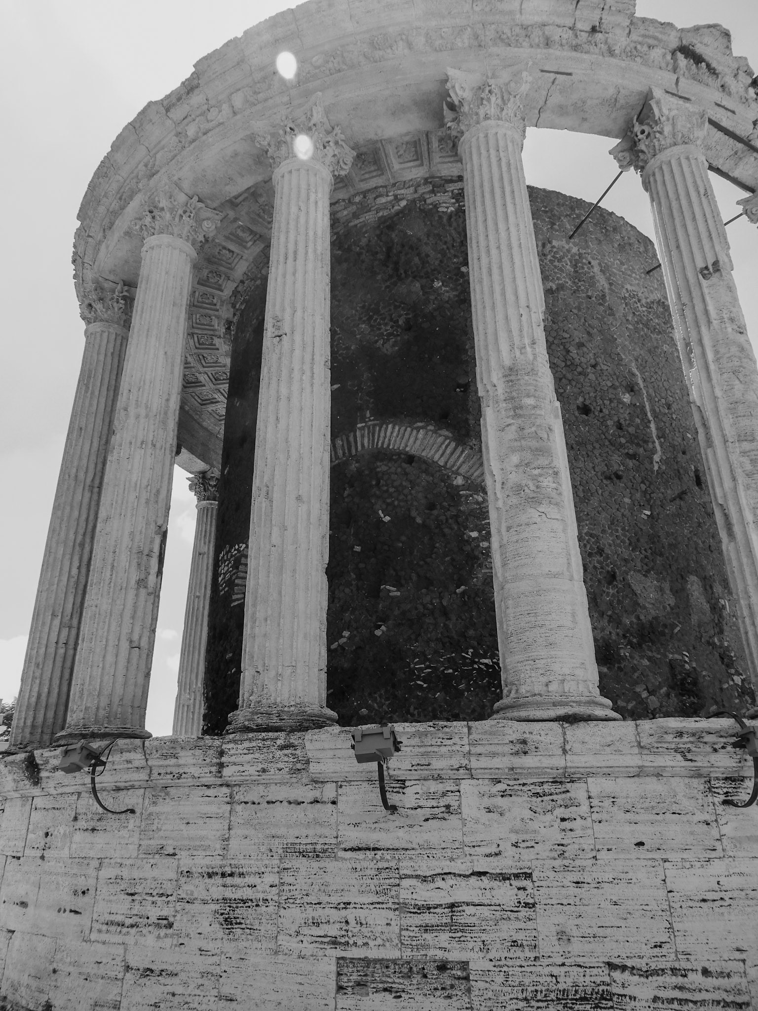 _2018-05-24__Coolpix B700__ __f/3.3__1/640 sec__Piazza della Cittadella__Tivoli__Italy__41°58'0.9948" N 12°48'2.5092" E_