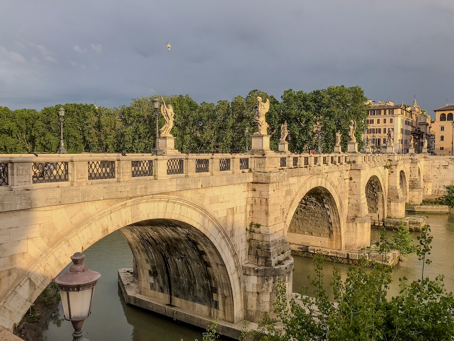 2018-05-22 19:18:09_iPhone X back dual camera 4mm f/1.8_f/1.8_1/750 sec_Pista ciclabile del Tevere_Rome_Italy_41°54'8.9316" N 12°27'58.1112" E