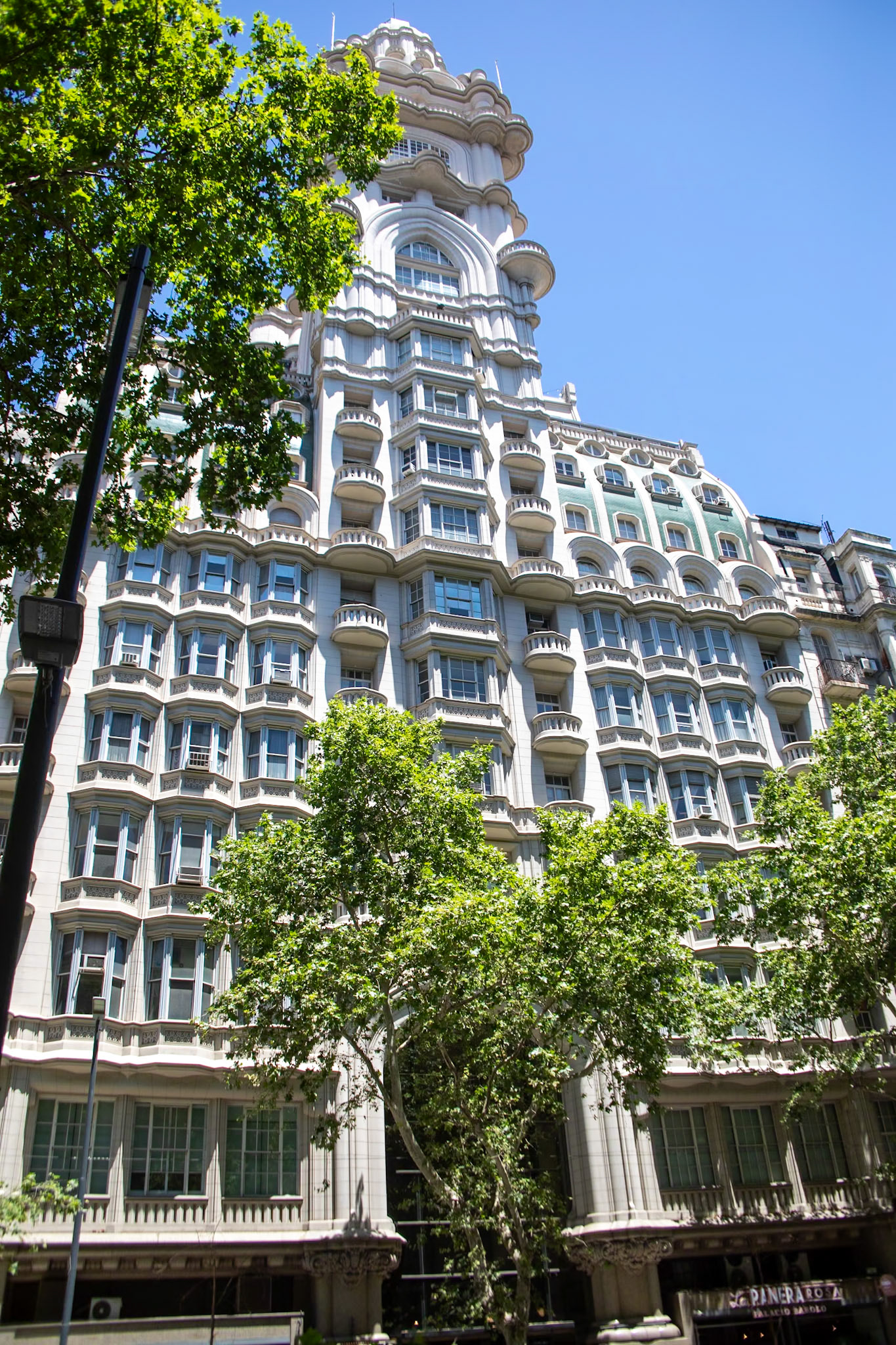 _2023-11-25__Canon__Canon EOS 5D Mark IV__ TAMRON 28-300mm F/3.5-6.3 Di VC PZD A010__f/5__1/800 sec__Bartolomé Mitre__Buenos Aires__Argentina__34°36'34.6608" S 58°23'9.636" W