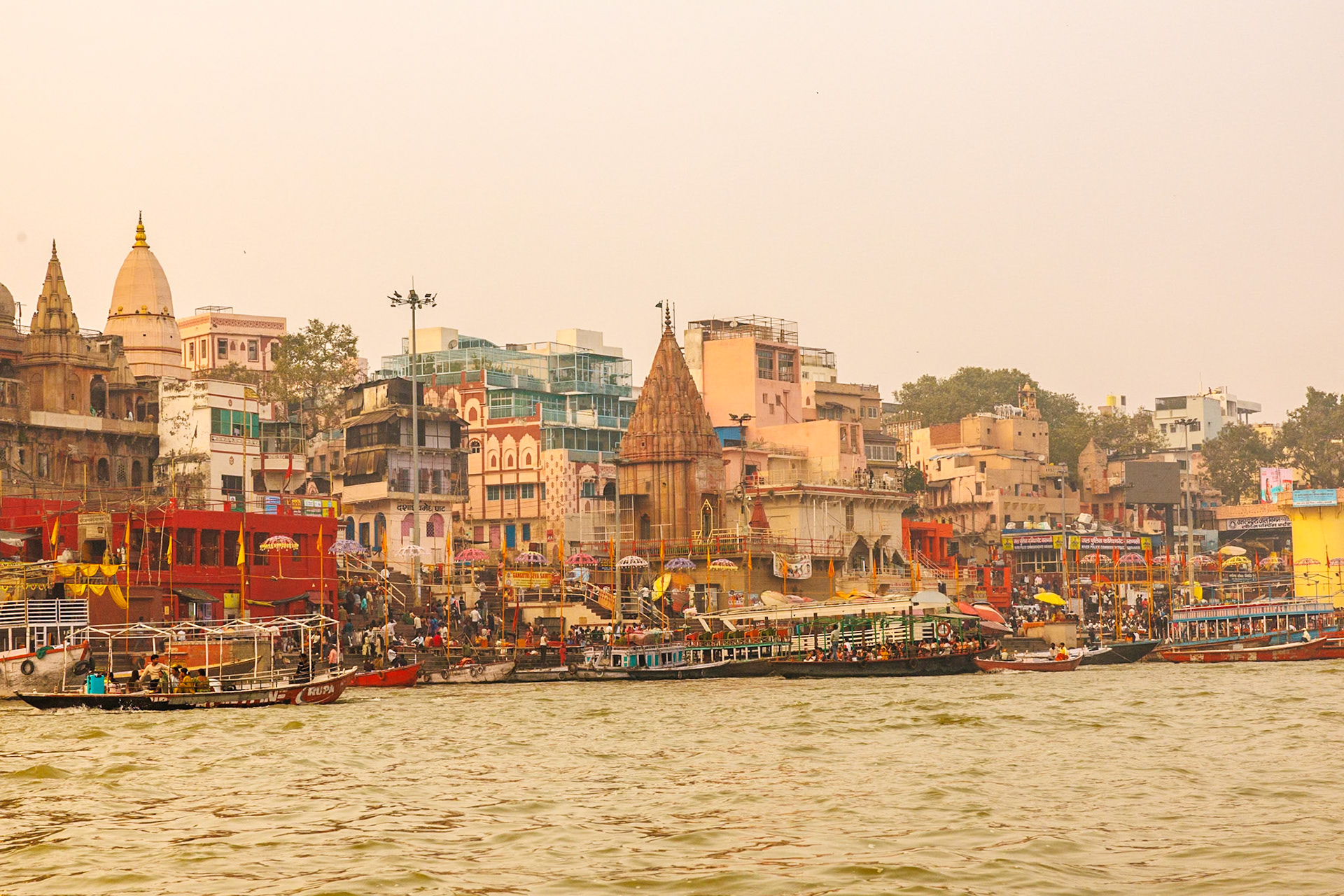 __2025-11-22__Canon__Canon EOS R3__ RF24-70mm F2.8 L IS USM__f/10__1/800 sec____Varanasi__India__25°17'59.1792" N 83°0'30.798" E