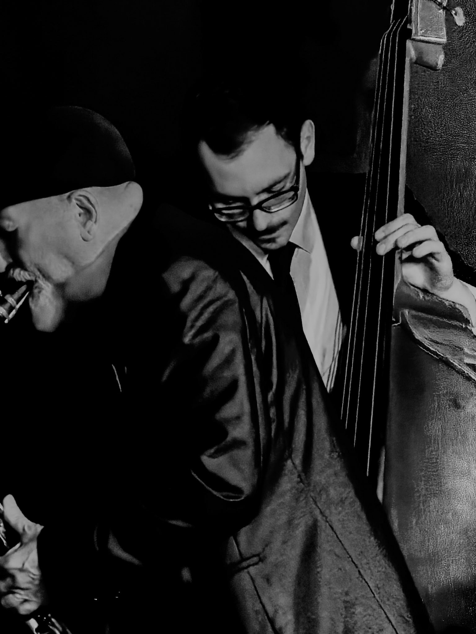 _2026-02-27__iPhone 17 Pro__ iPhone 17 Pro back camera 16.891mm f/2.8__f/2.8__1/430 sec__High Street__Wraysbury__England__51°27'26.0496" N 0°33'15.2496" W_