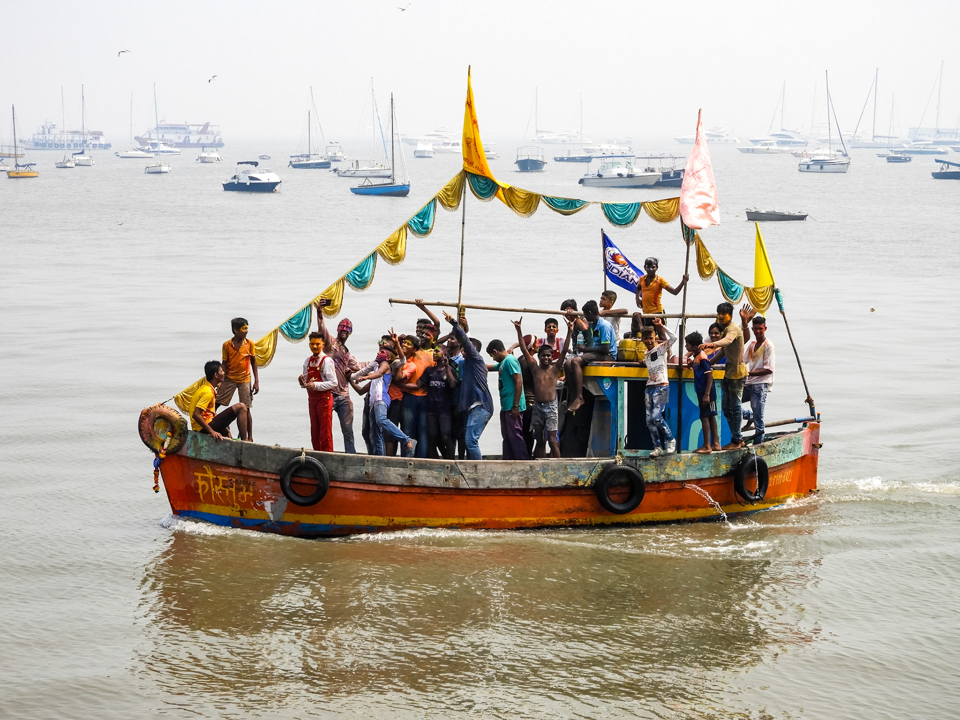 _2018-03-02__Coolpix B700__ __f/4.5__1/800 sec_________