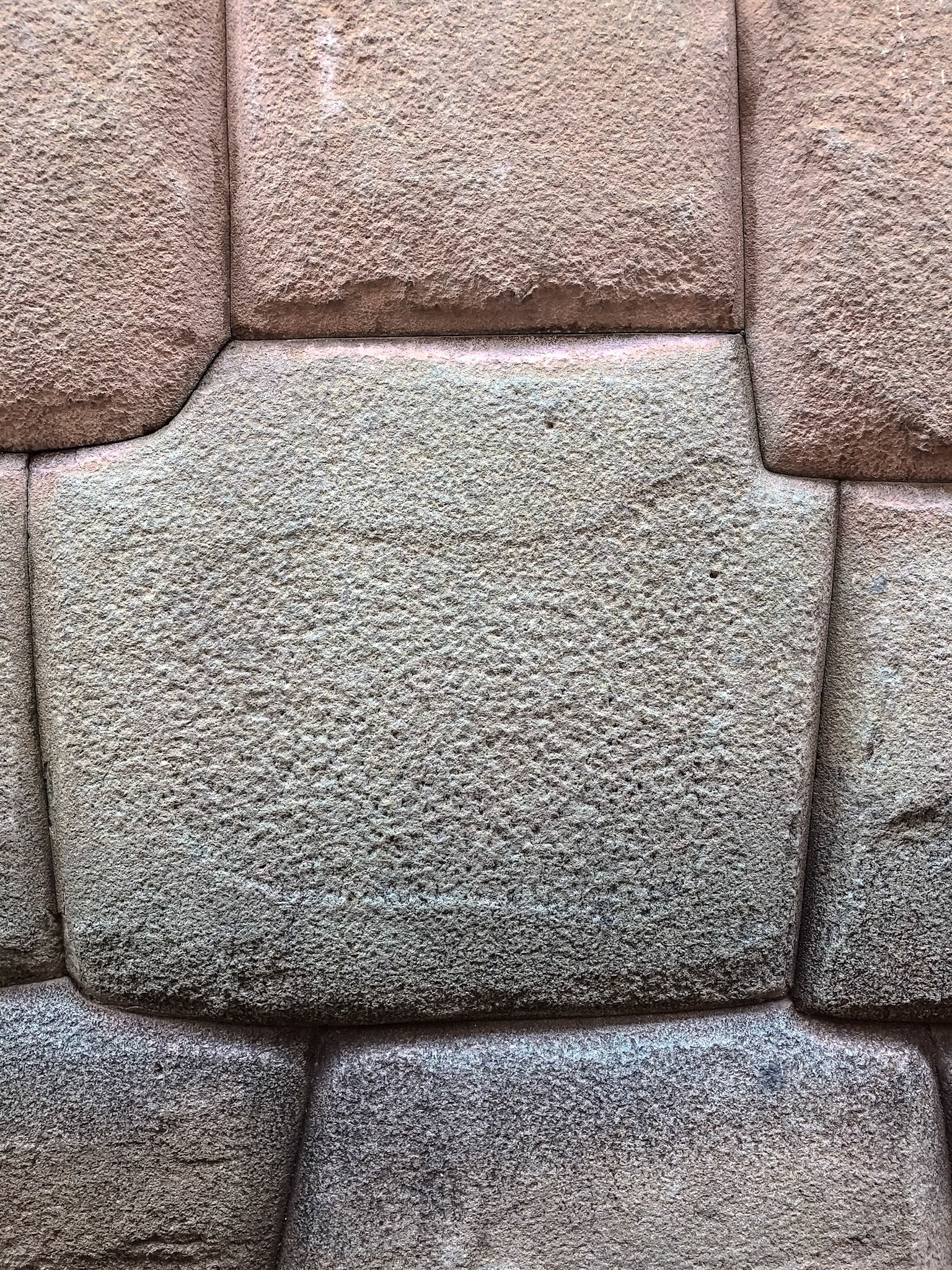 _2018-11-19__Apple__iPhone X__ iPhone X back dual camera 4mm f/1.8__f/1.8__1/120 sec__Plazoleta de San Blas__Cuzco__Peru__13°30'57.8304" S 71°58'35.1012" W