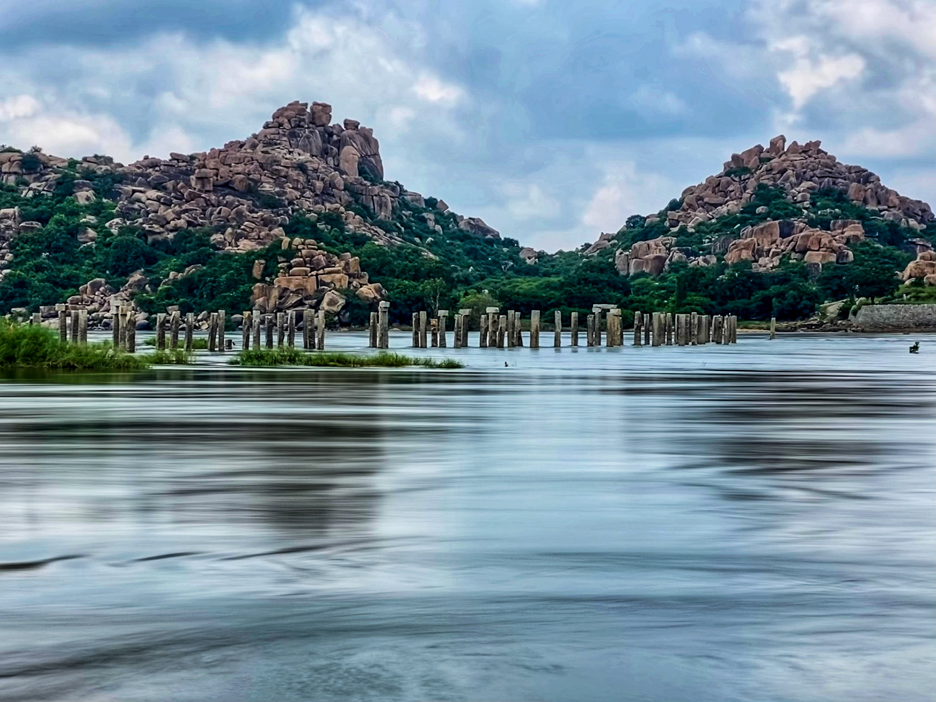 2022-10-15 12:09:26_iPhone 11 Pro back triple camera 6mm f/2_f/2_1/2000 sec____Haampi_India_