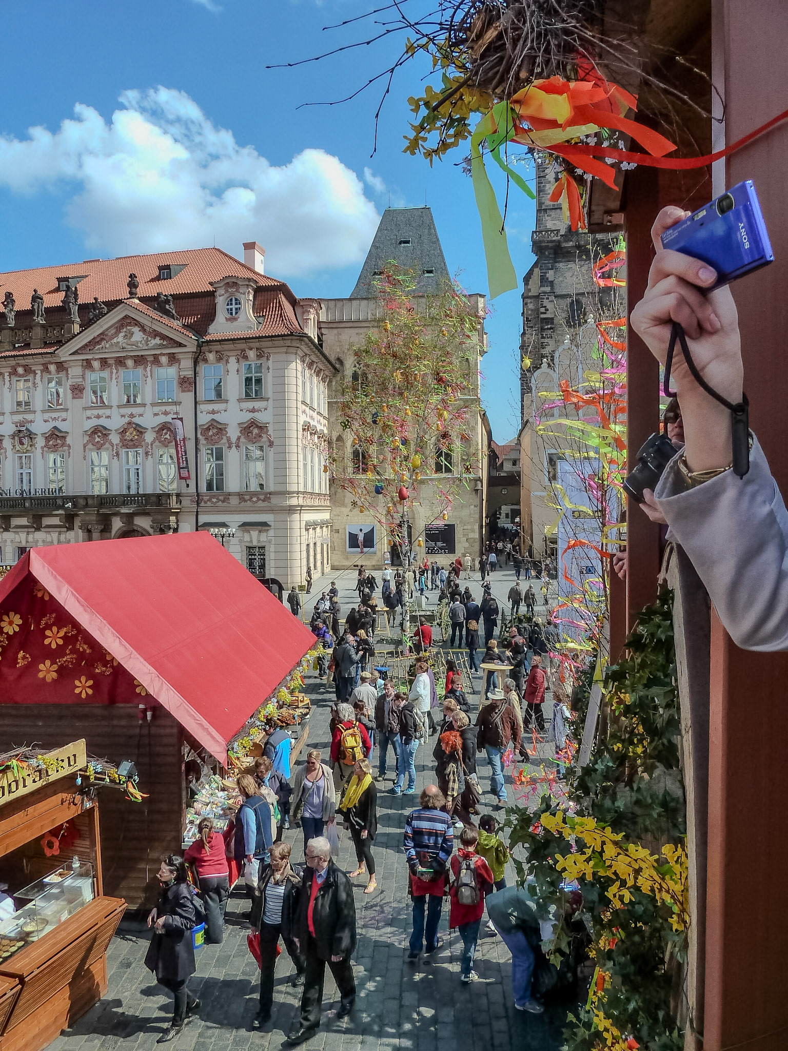 2011-04-16 11:09:21__f/4.5_1/400 sec_Mikulášská_Capital City of Prague_Czechia_50°5'13.8084" N 14°25'18.6204" E