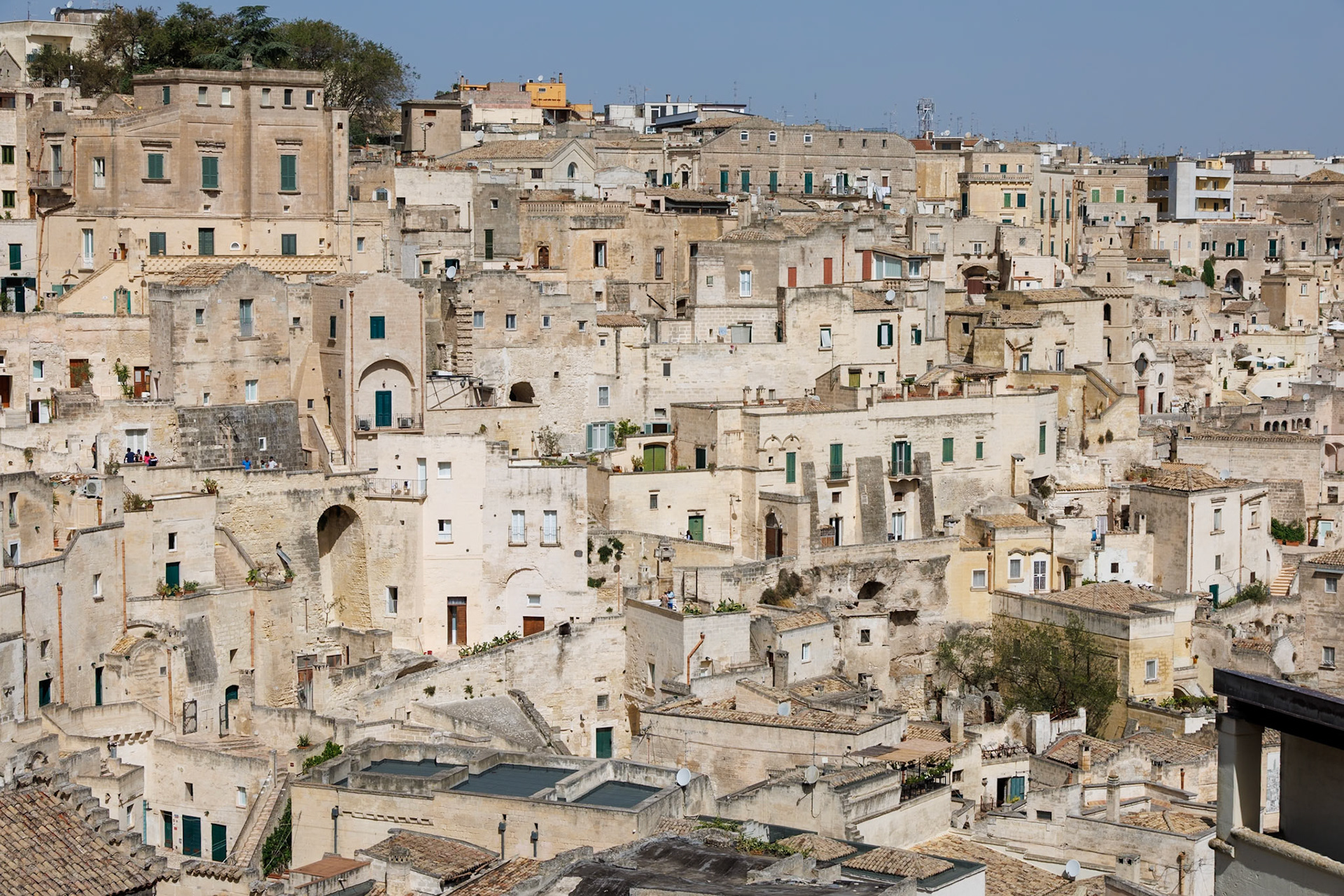 _2024-09-08__Canon__Canon EOS R3__ RF24-240mm F4-6.3 IS USM__f/10__1/320 sec__Rione Casalnuovo__Matera__Italy__40°39'58.194" N 16°36'37.2132" E