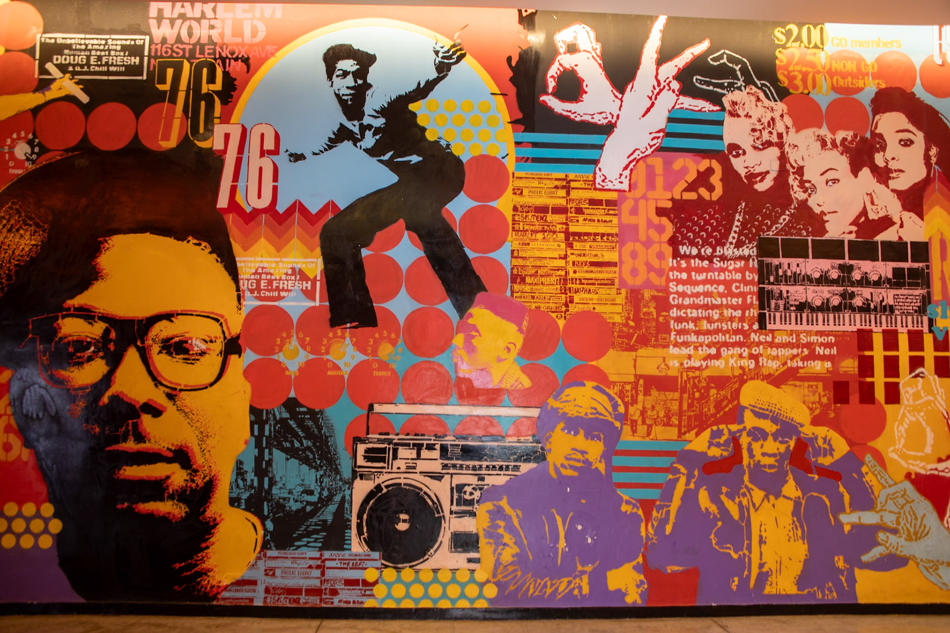 2023-11-26 18:12:57_TAMRON 28-300mm F/3.5-6.3 Di VC PZD A010_f/5_1/30 sec_Avenida Alvear_Buenos Aires_Argentina_34°35'10.986" S 58°23'33.9612" W