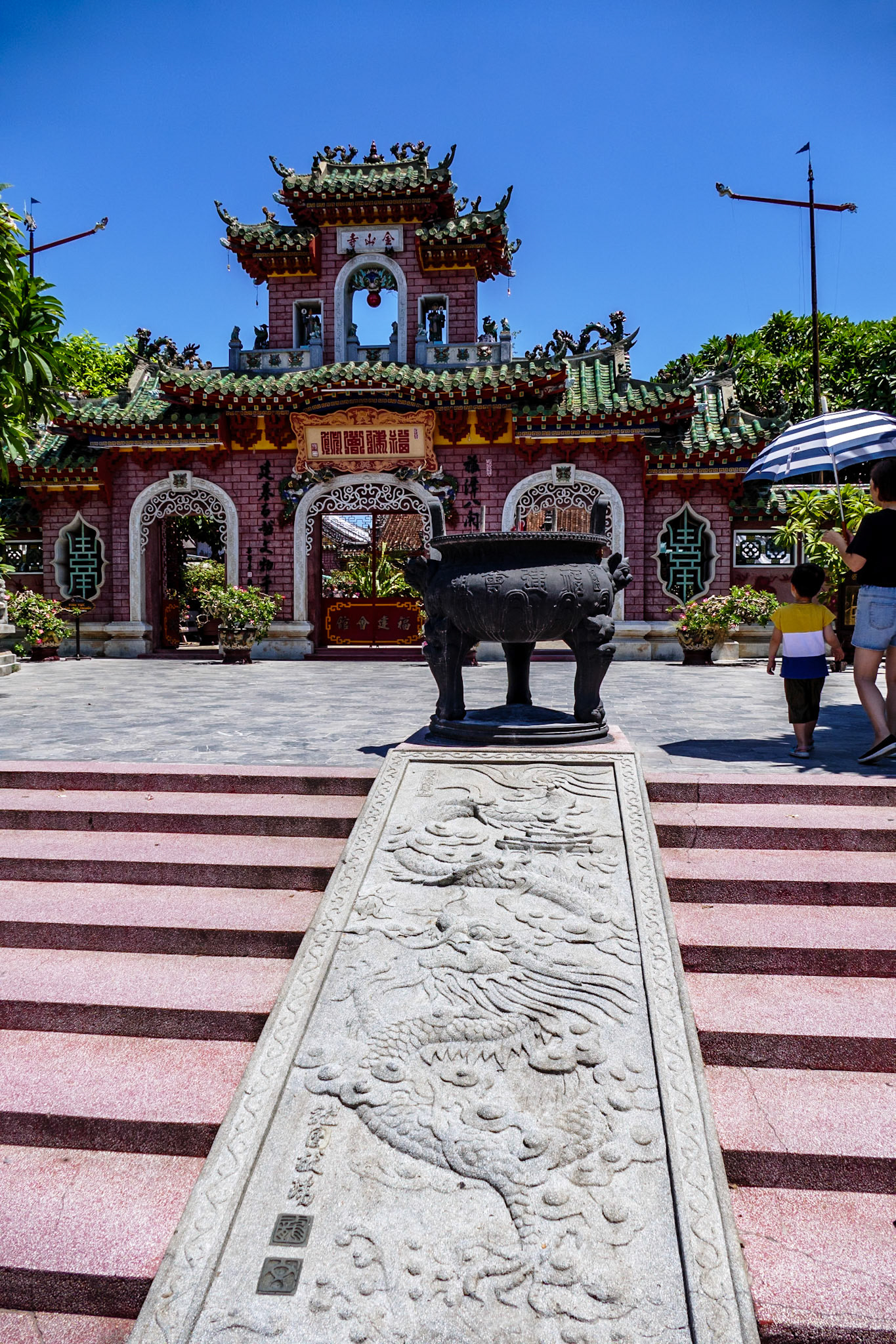 _2019-09-16__Panasonic__DMC-FZ1000__ __f/3.5__1/2000 sec__Tran Phu Street__Hội An Ward__Vietnam__15°52'37.8912" N 108°19'49.5732" E