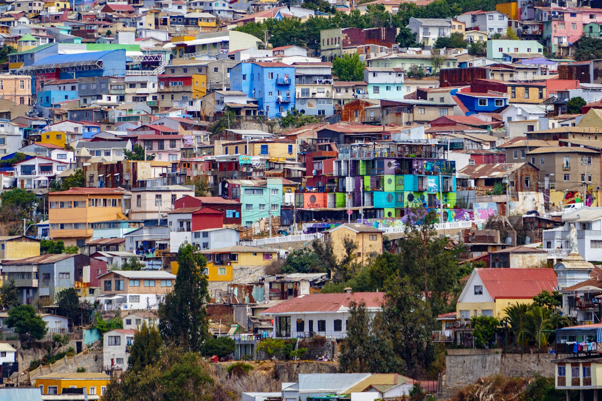 _2020-01-21__Panasonic__DMC-FZ1000__ __f/4__1/1250 sec__Paseo Atkinson__Valparaíso__Chile__33°2'34.0692" S 71°37'31.9764" W