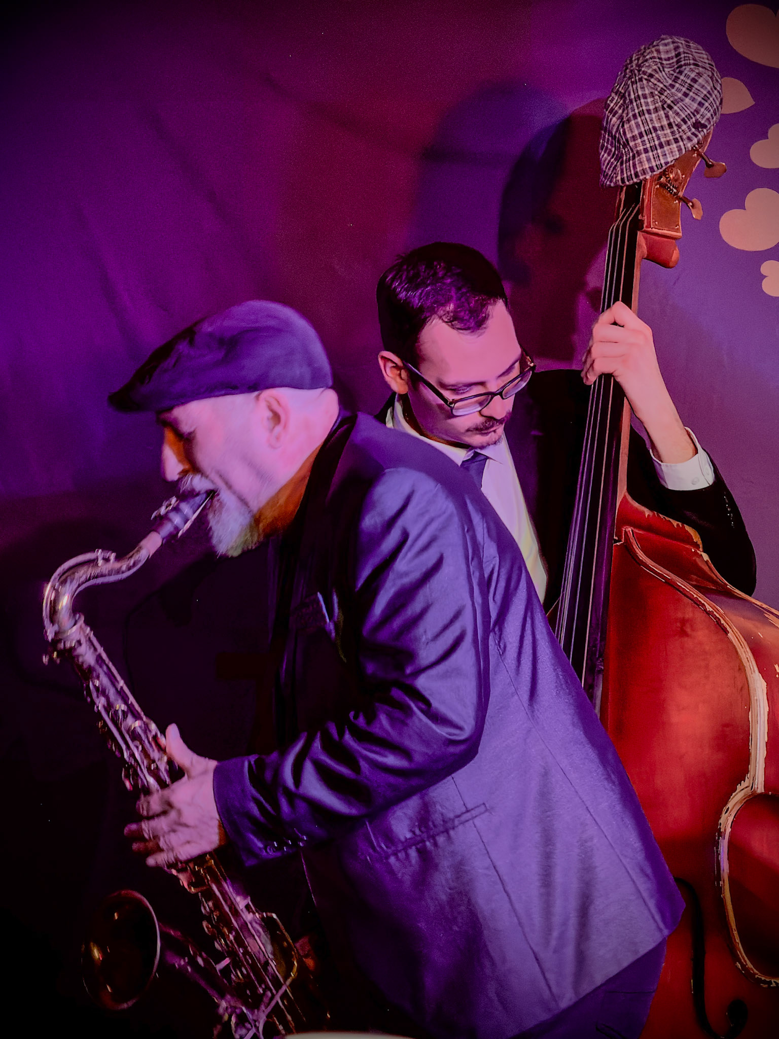 _2026-02-27__iPhone 17 Pro__ iPhone 17 Pro back camera 16.891mm f/2.8__f/2.8__1/75 sec__High Street__Wraysbury__England__51°27'26.0496" N 0°33'15.2496" W_