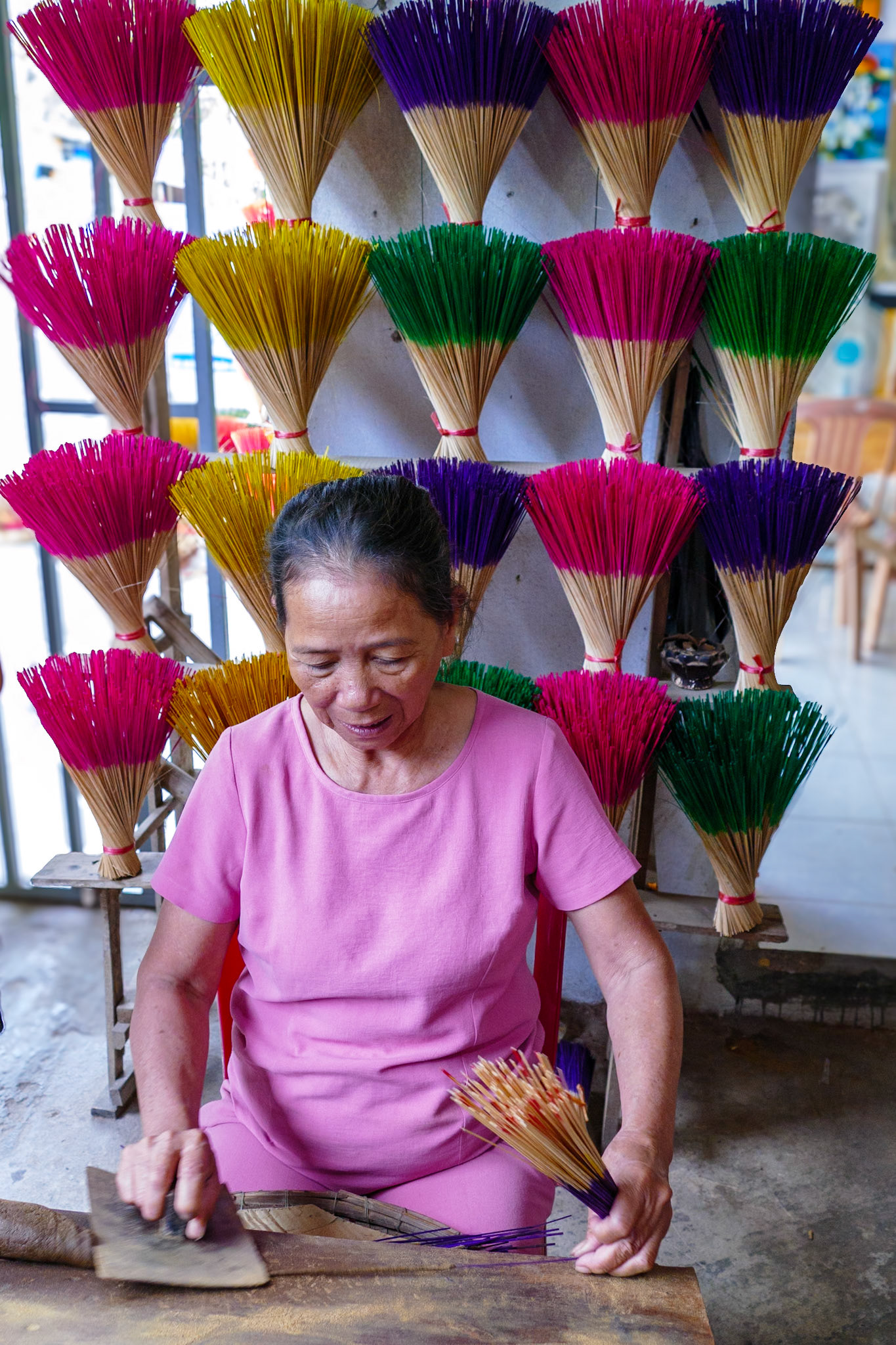 _2019-09-13__Panasonic__DMC-FZ1000__ __f/3__1/80 sec__Làng hương Thủy Xuân__Thuy Xuan Ward__Vietnam__16°25'58.8576" N 107°33'46.2924" E