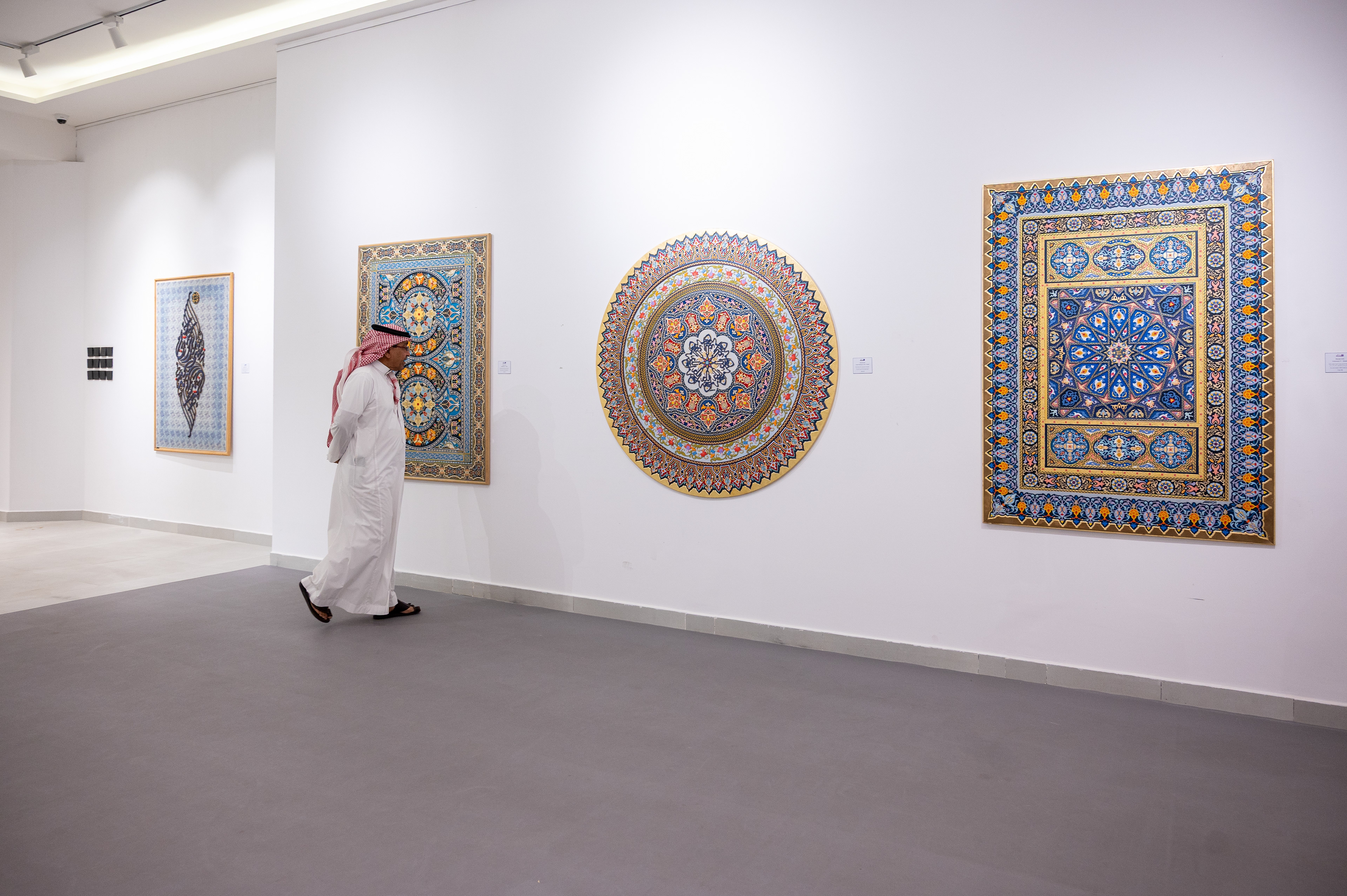 fine-art-exhibition - معرض-فن-تشكيلي