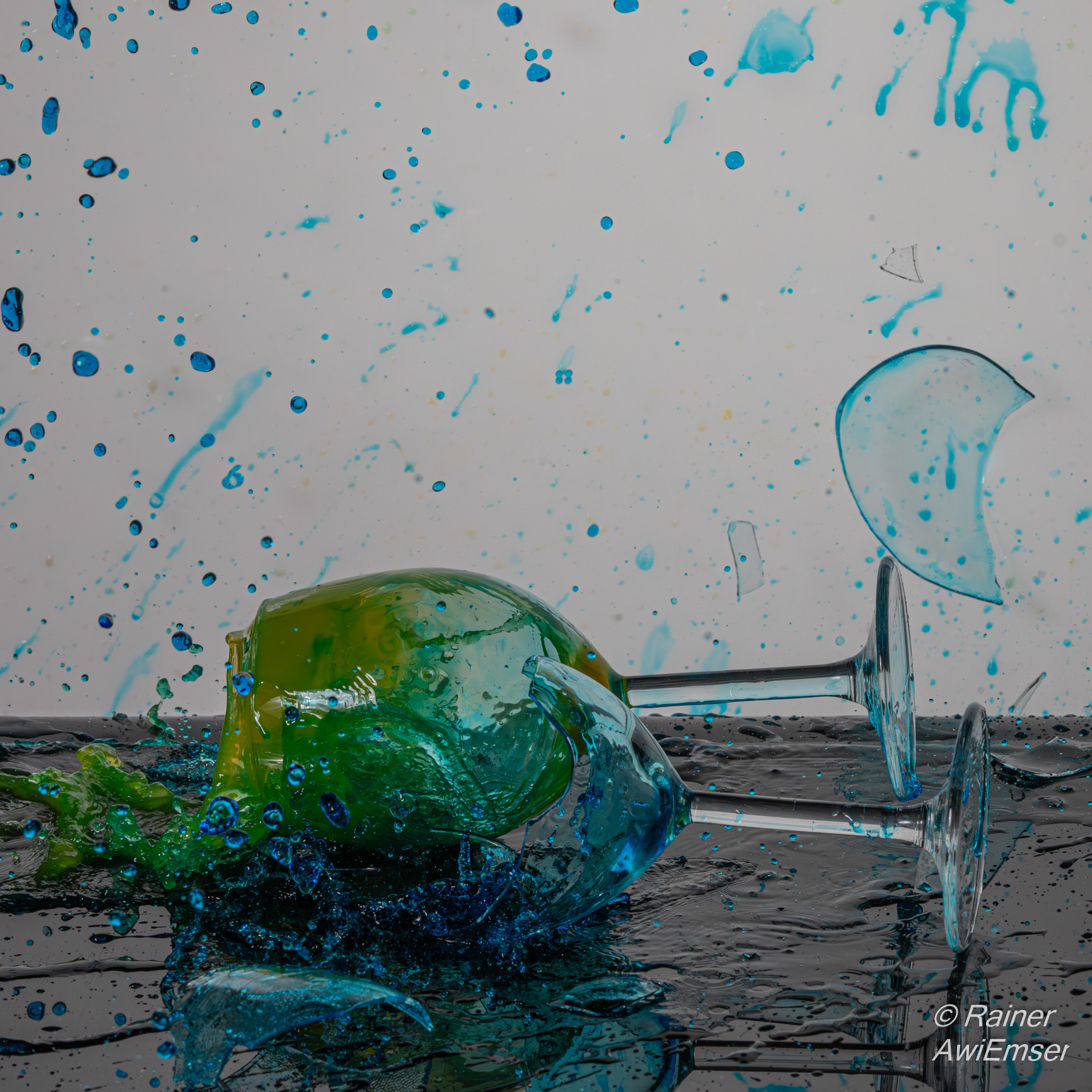 Crash Aufnahmen mit Weingläsern