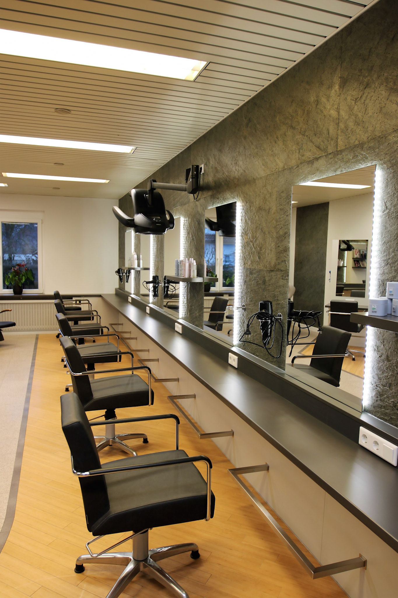 hairdresser/store fitting