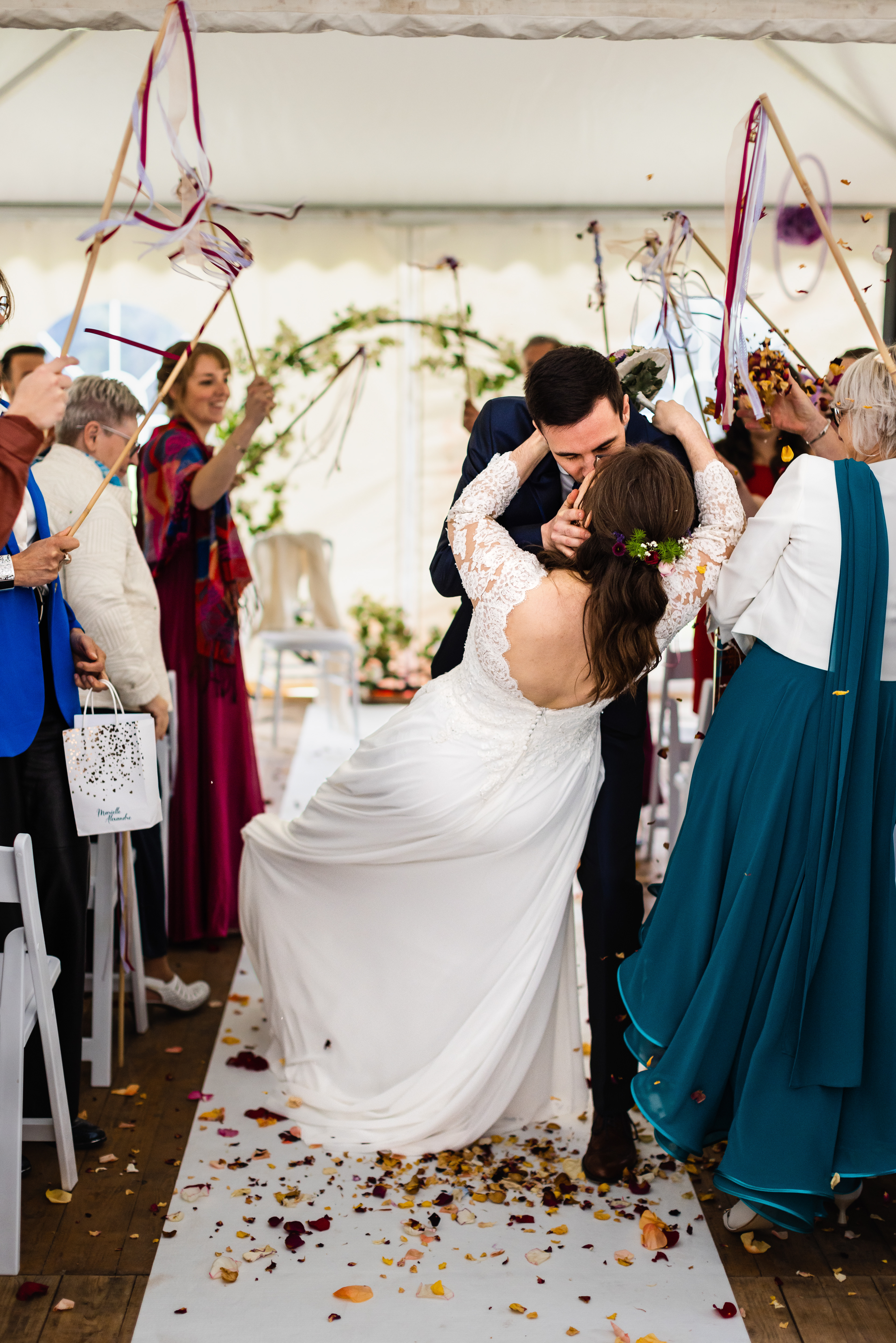 La sortie des mariés - Mariage 2023