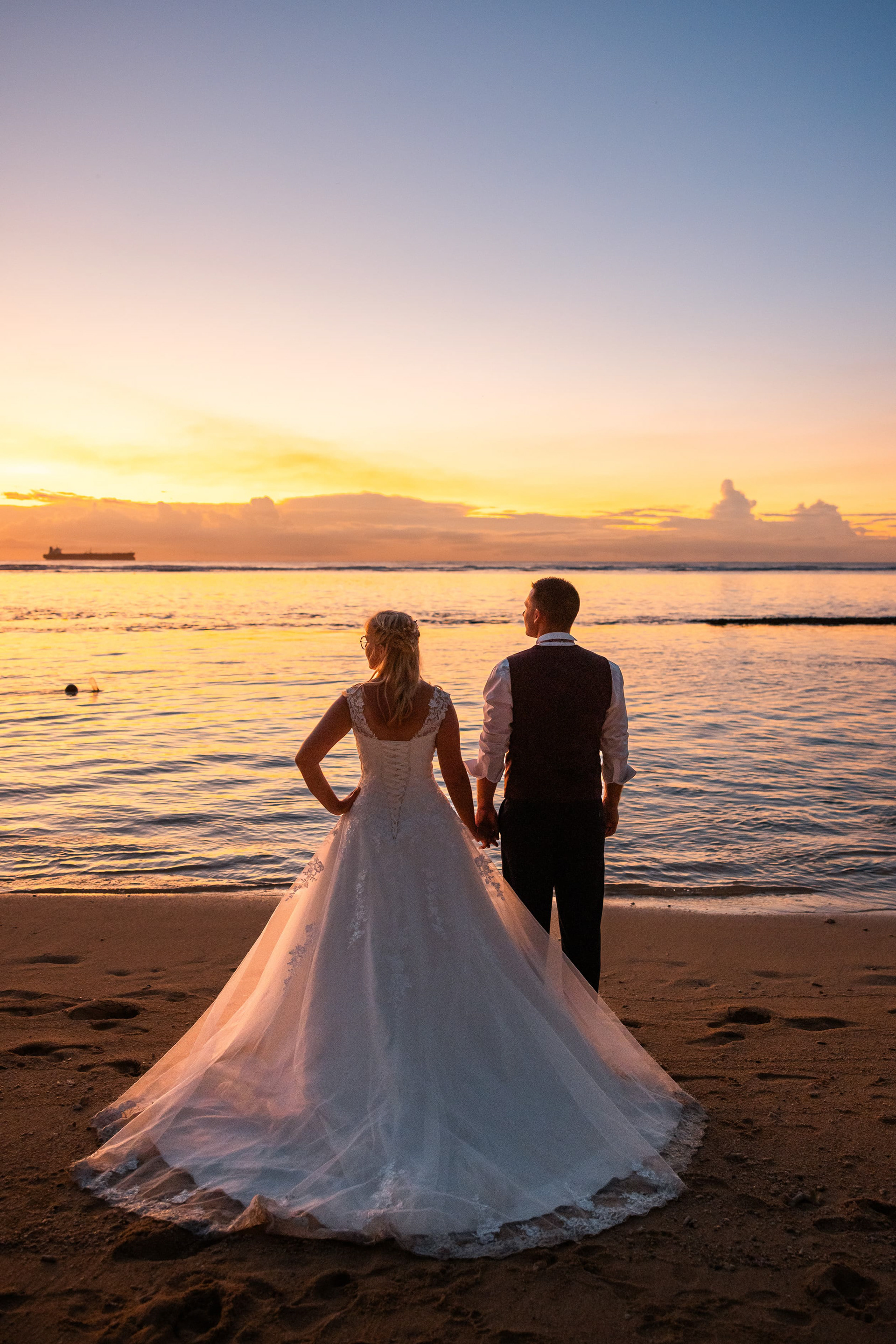 day after sous la lumière dorée de l'Île Maurice