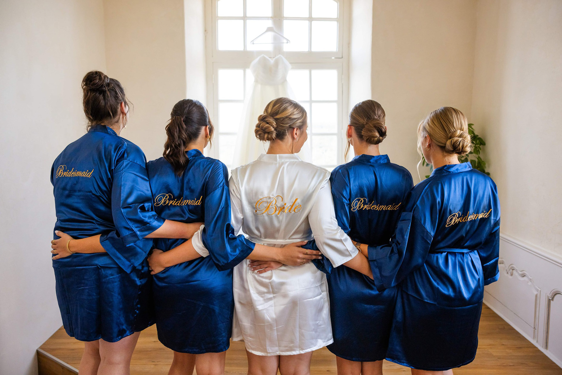Bridesmaid Team's - Photo de groupe pendant les préparatifs