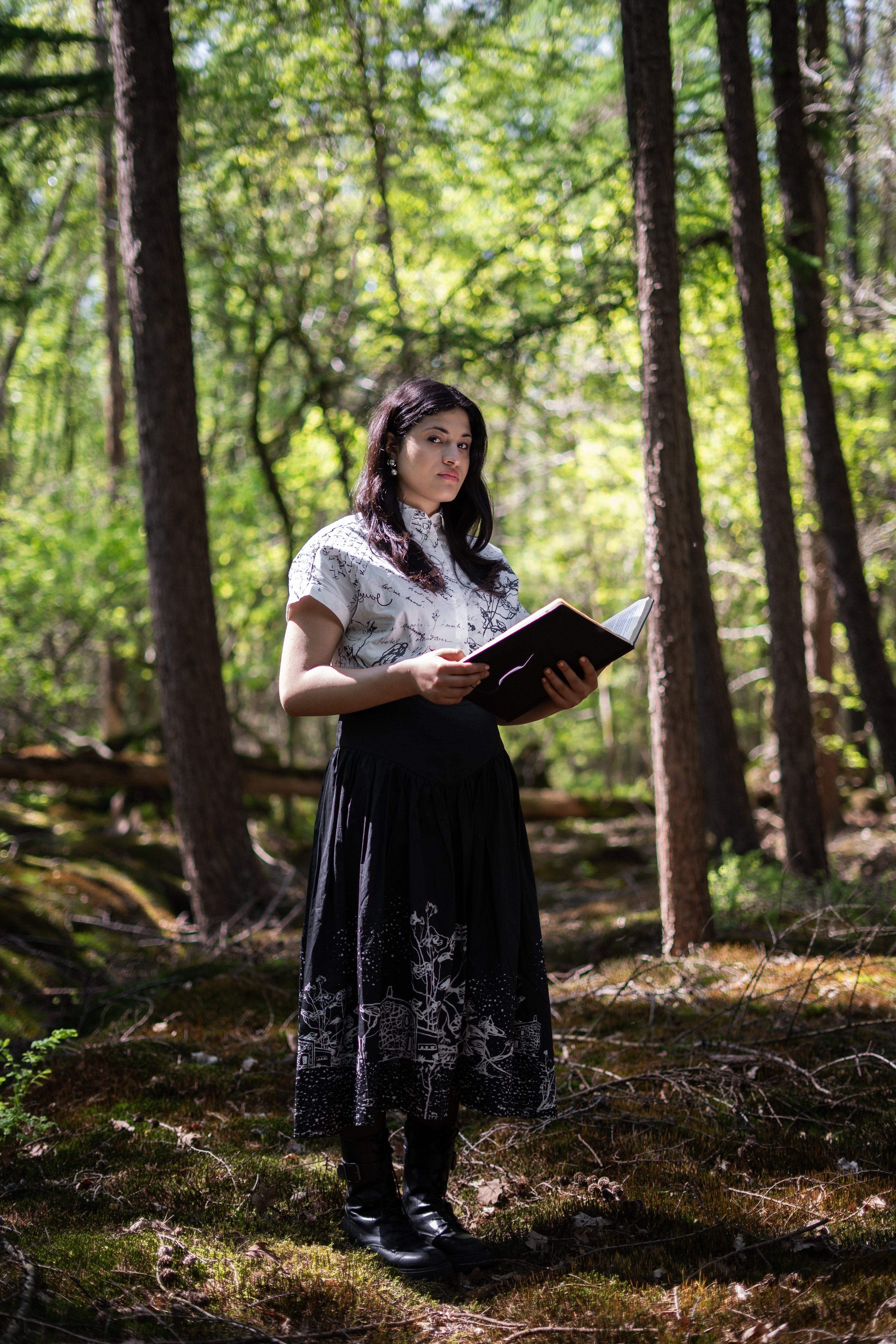 WE ARE TODAY  © Louisa Vergozisi