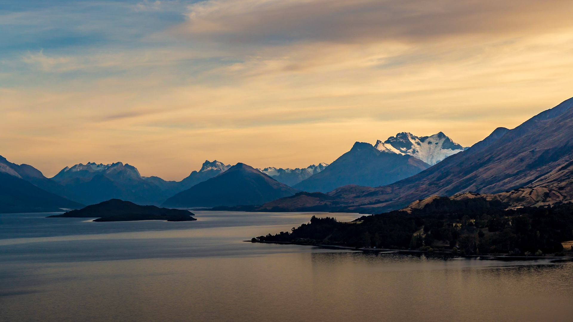 Lake Wakatipu, South Island, New Zealand