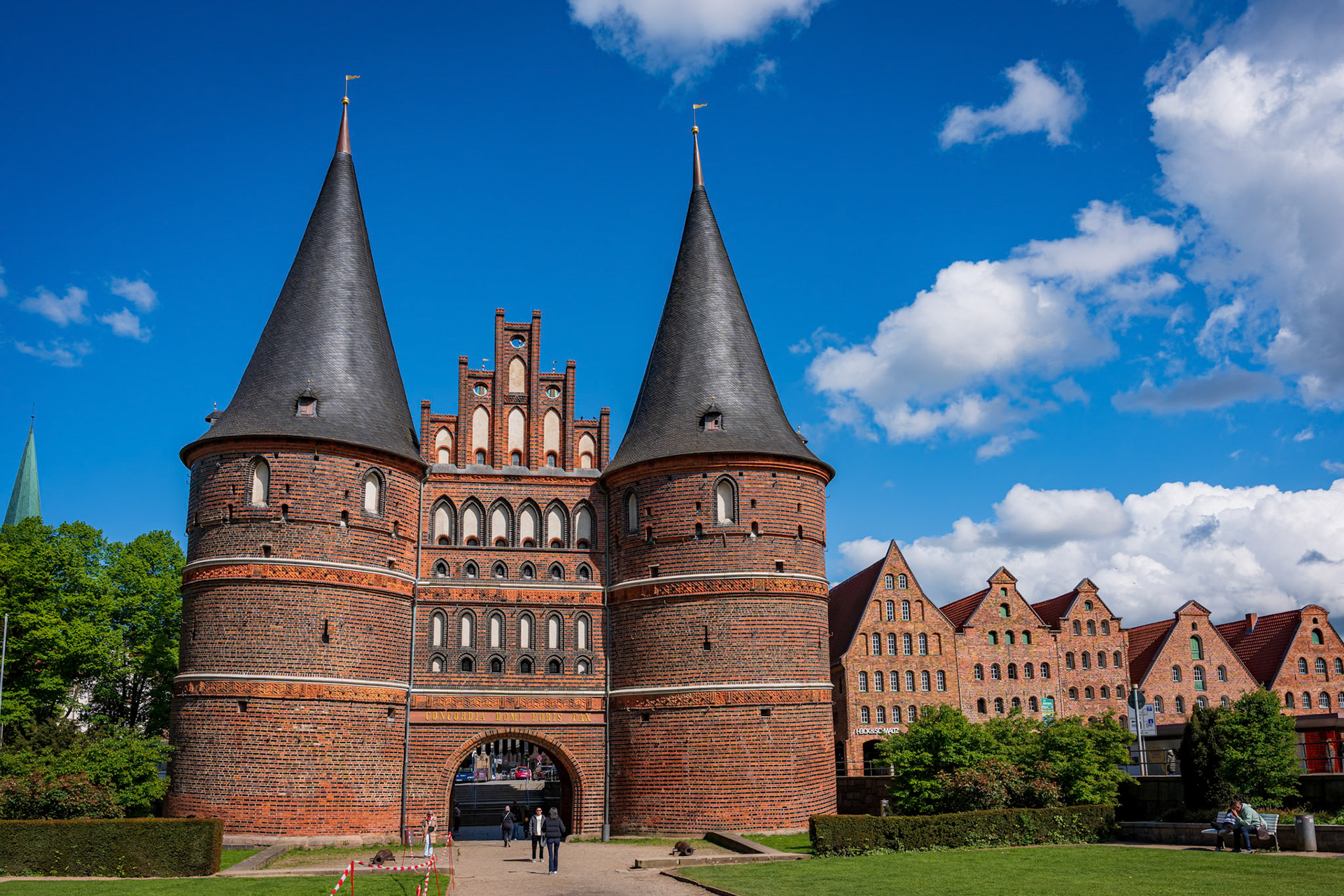 Holštýnská brána